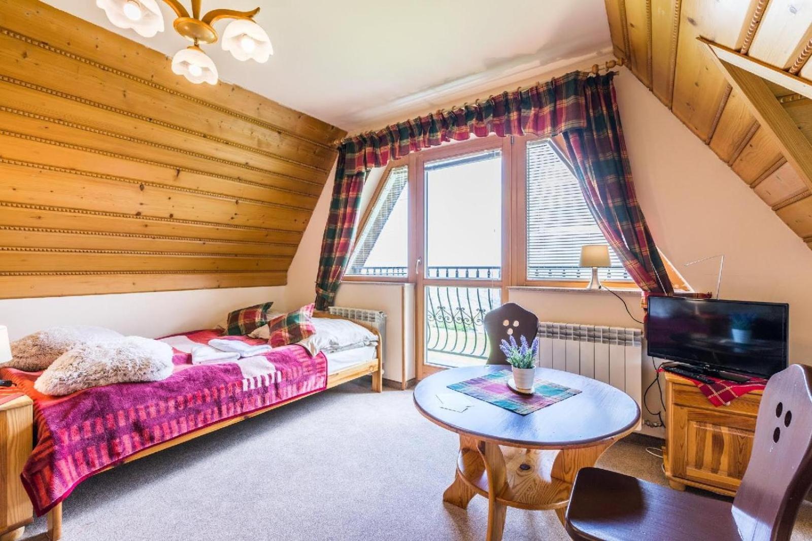 Large Double Room - Photo 25