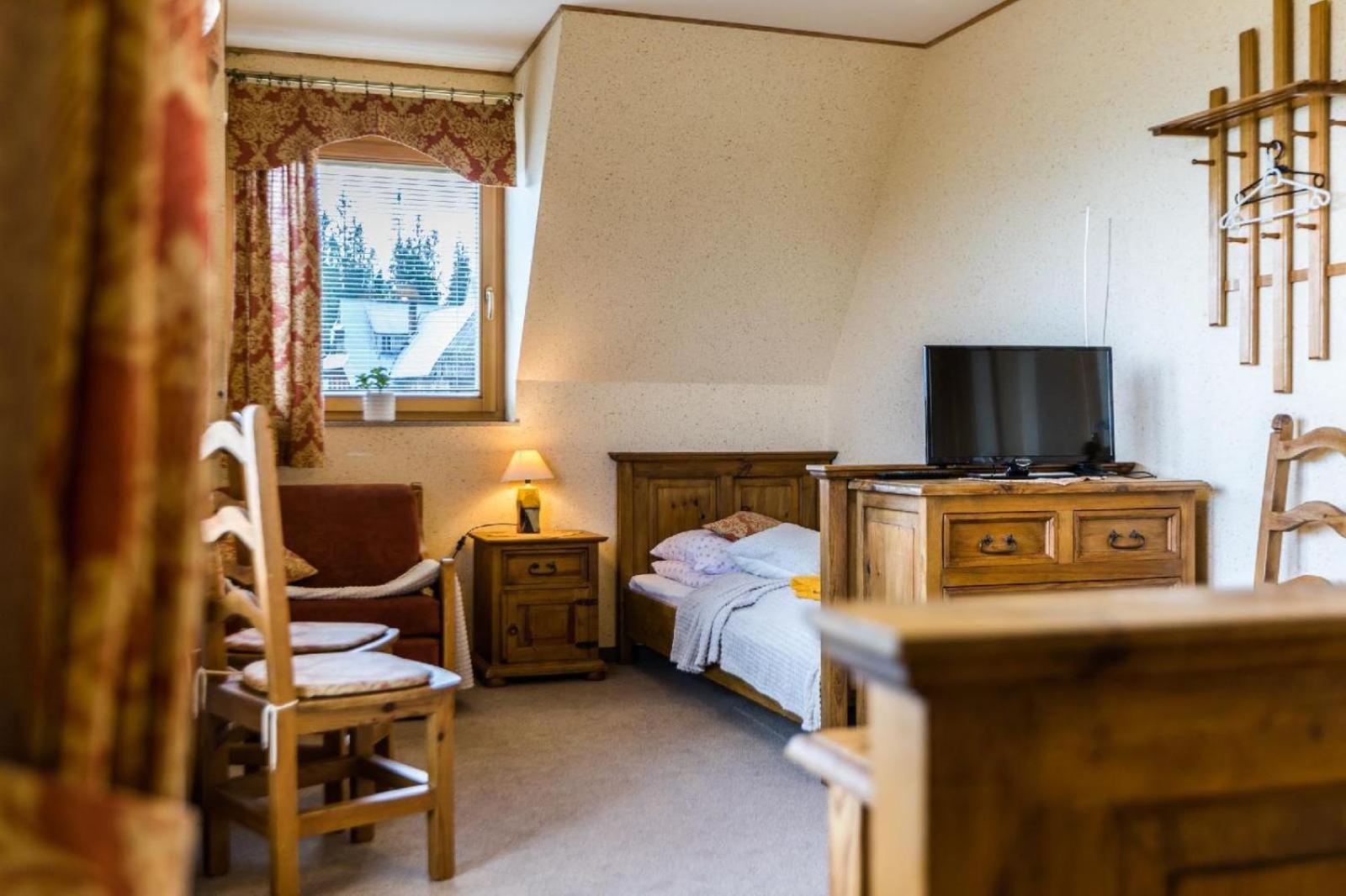 Triple Room - Photo 12