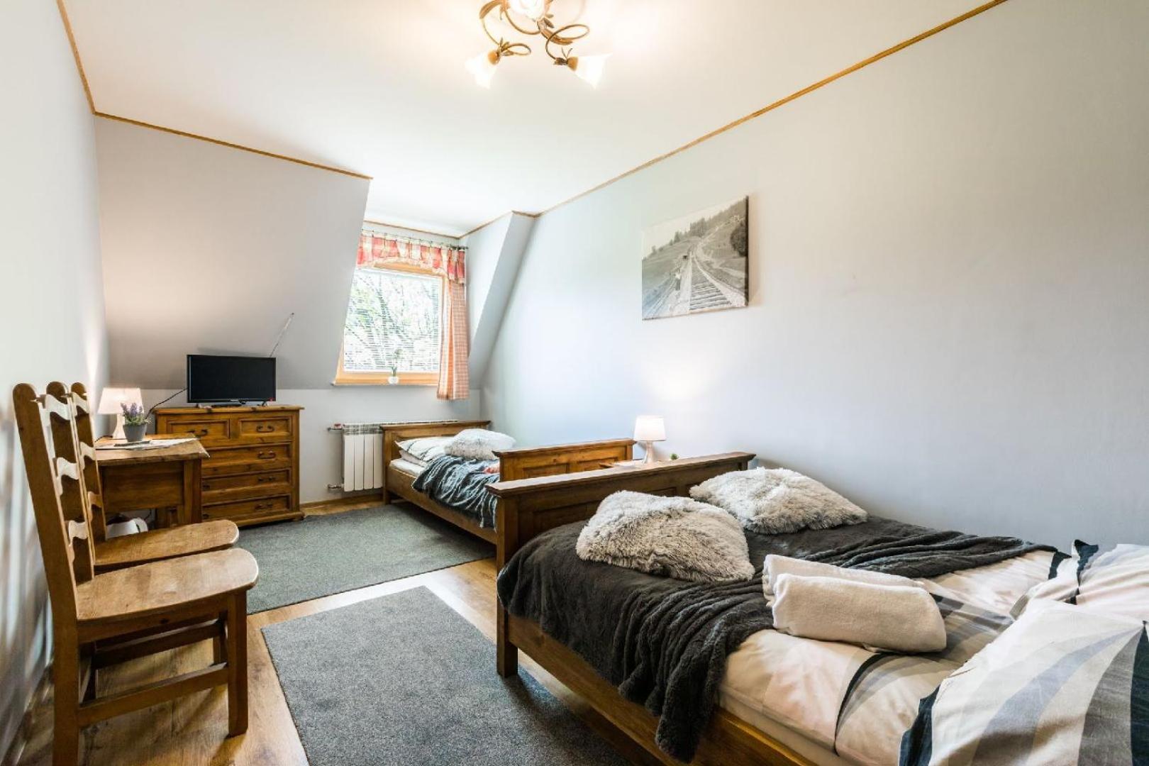 Triple Room - Photo 16