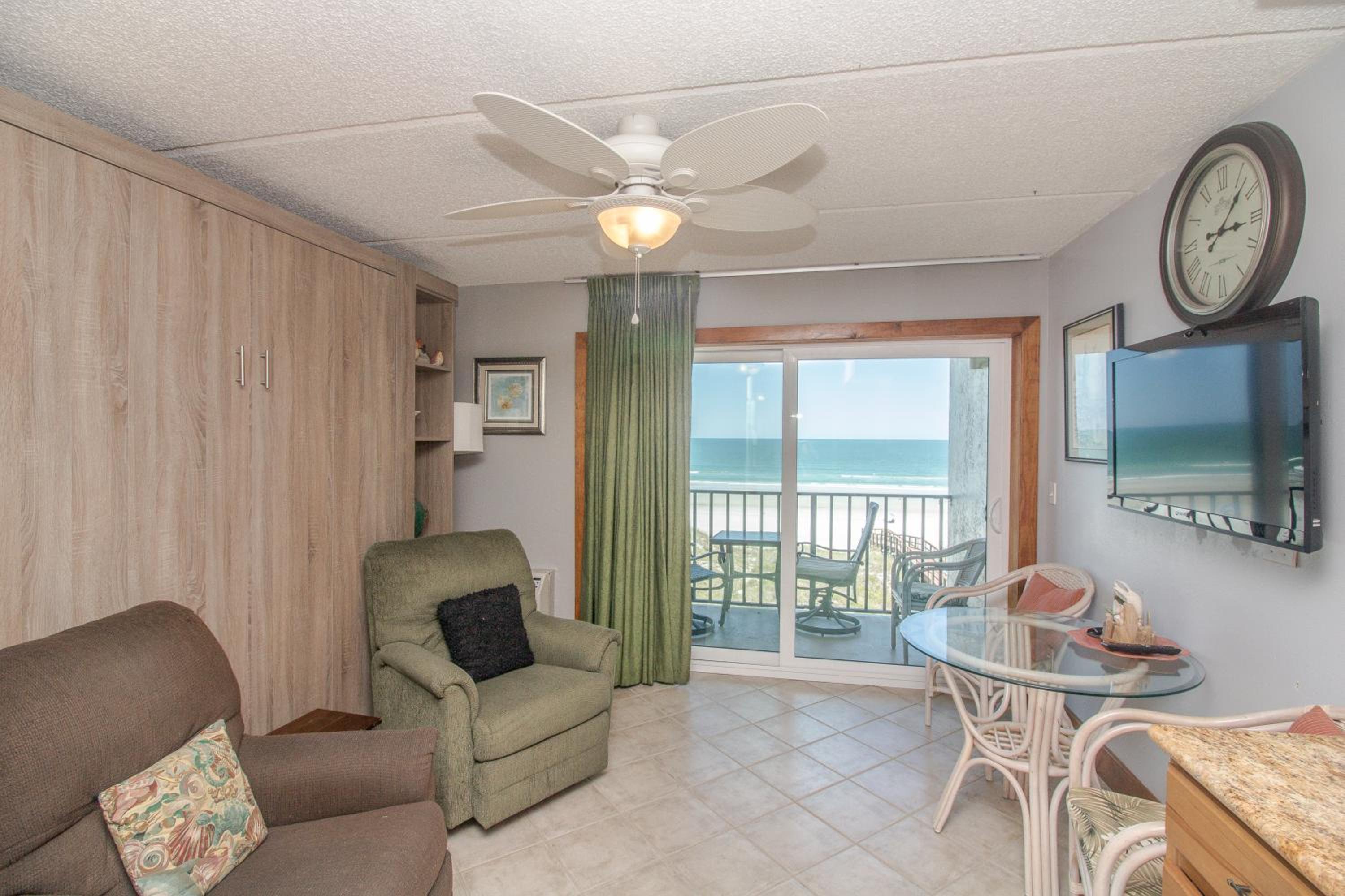 Suite with Balcony photo 1
