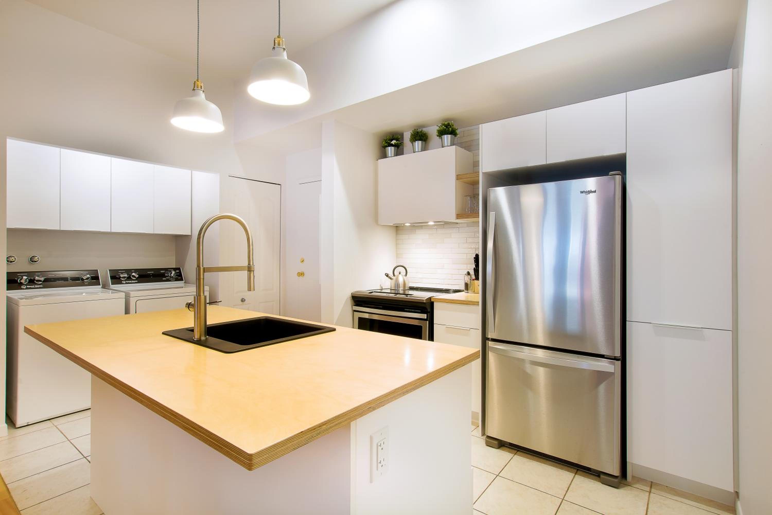 One-Bedroom Apartment with Sofa Bed SR201 - Photo 4