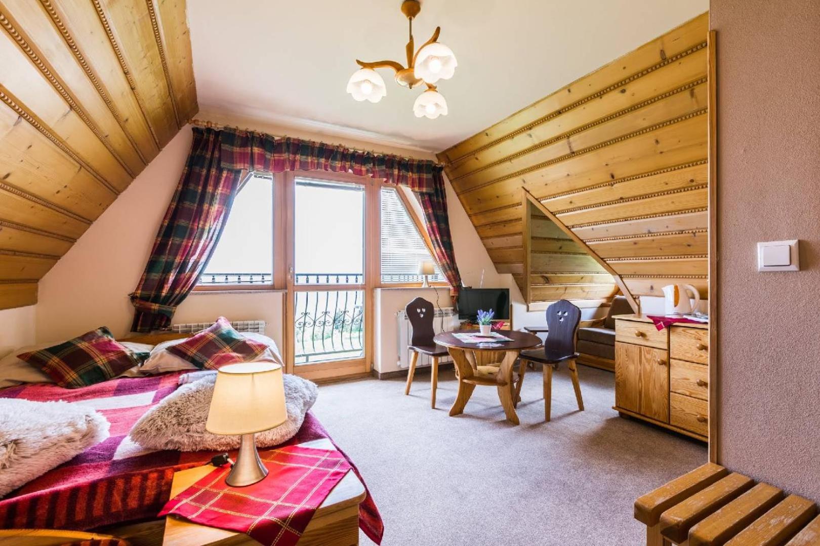 Large Double Room - Photo 24