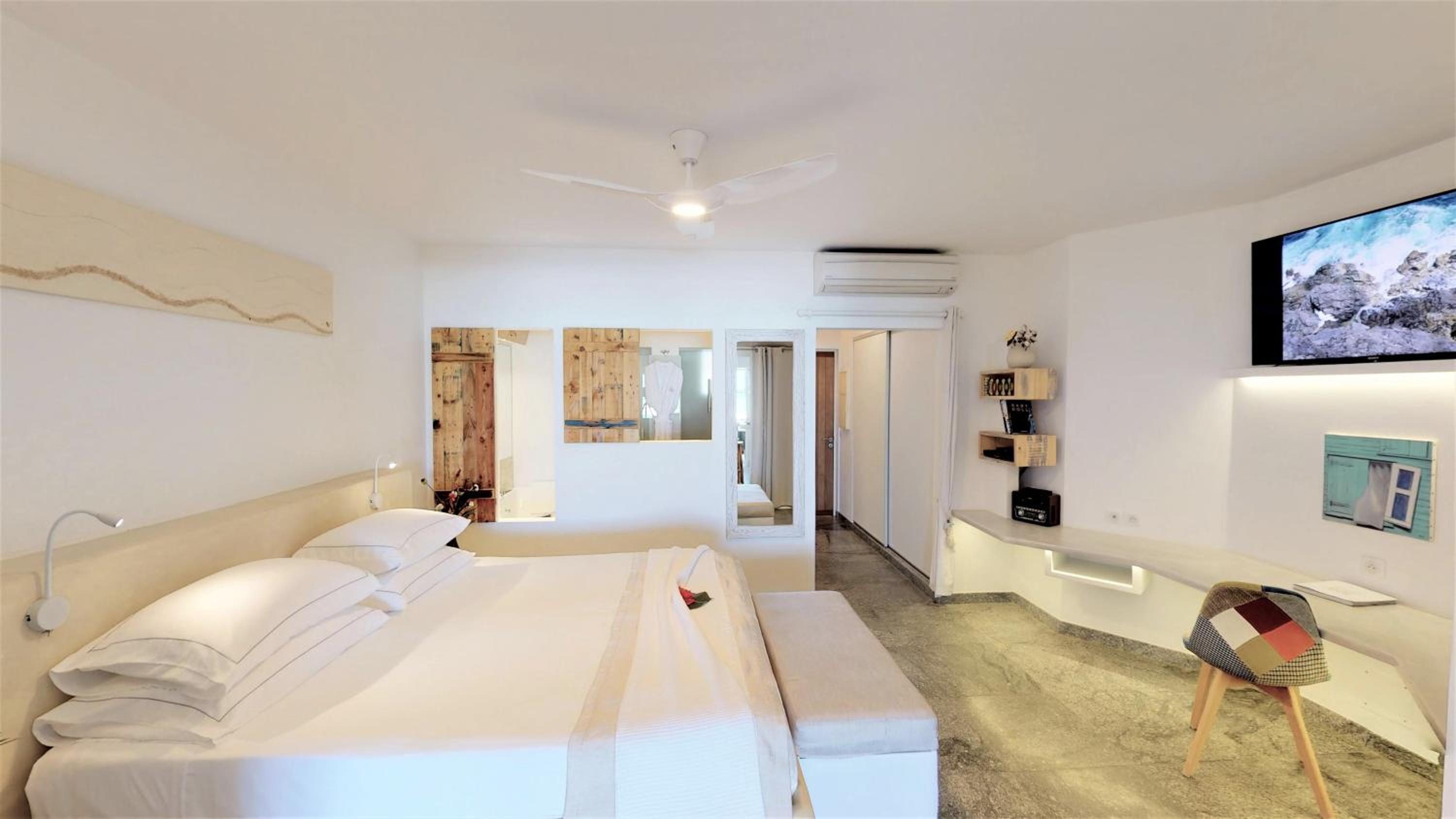 Honeymoon 1 Bedroom Suite, Beachfront 