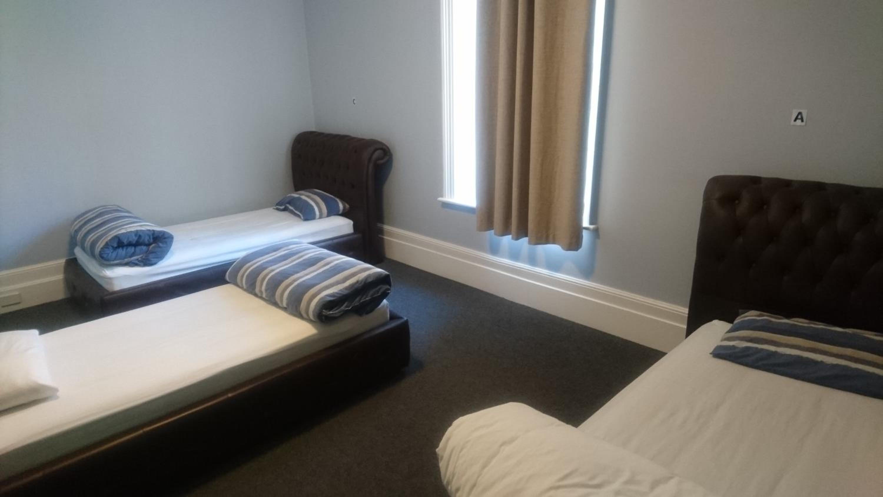 Single Bed in 3 Bed Mixed Dormitory photo 3