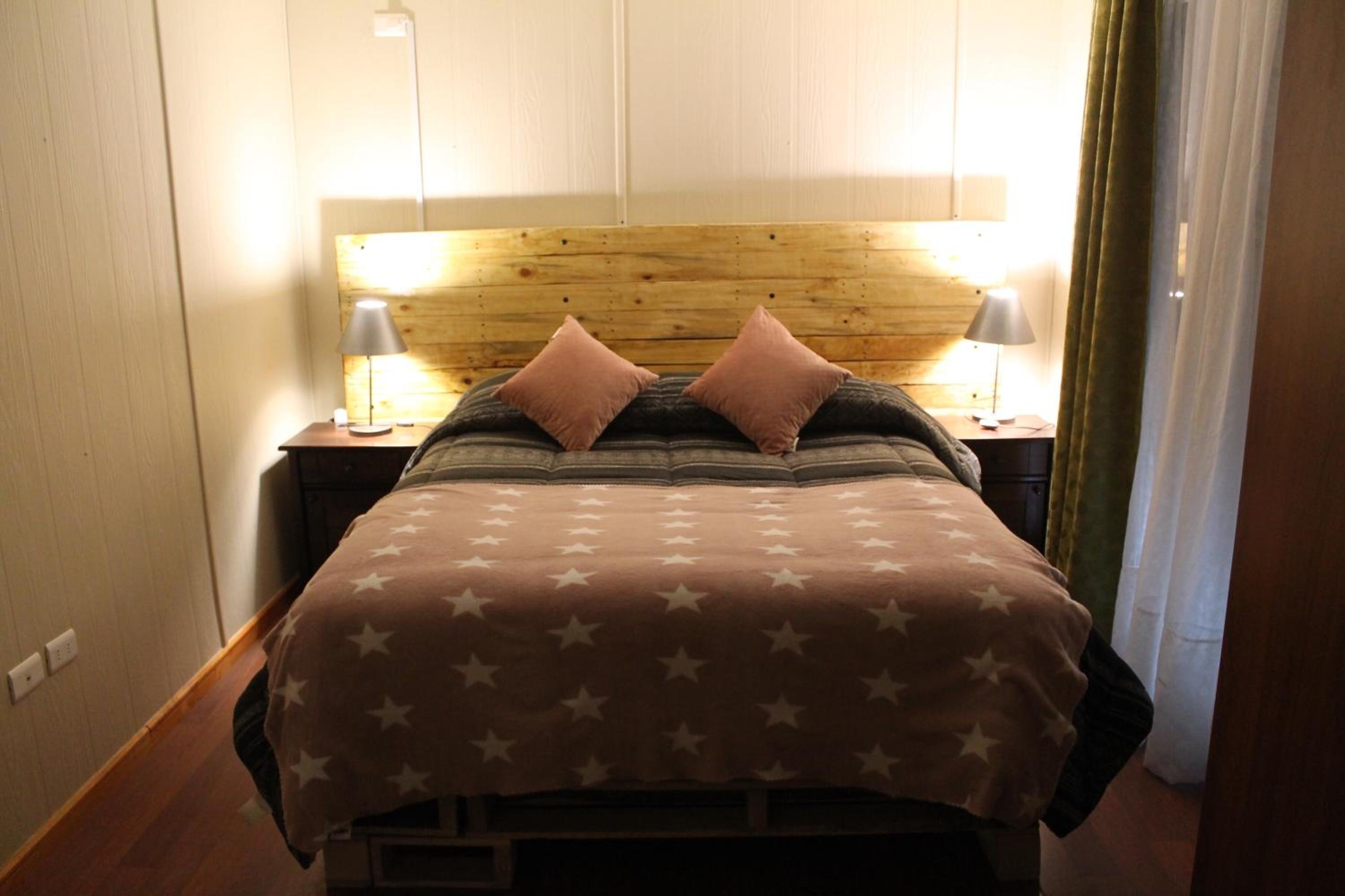Twin Room with Private Bathroom
