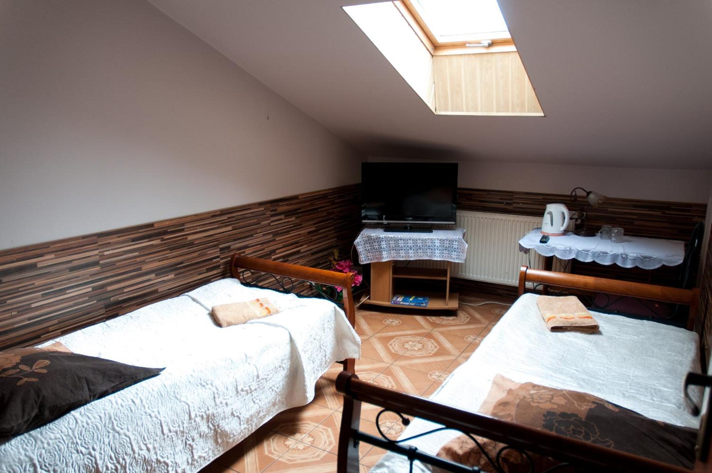 Classic Quadruple Room photo 3