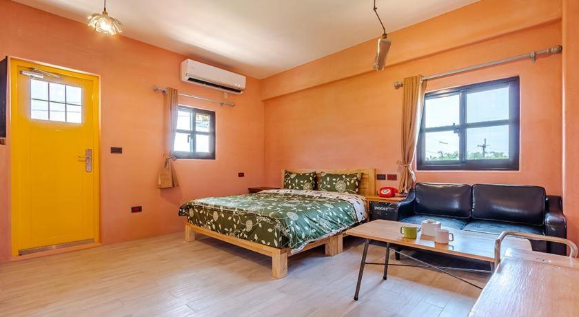 Deluxe Double Room with Bath photo 2
