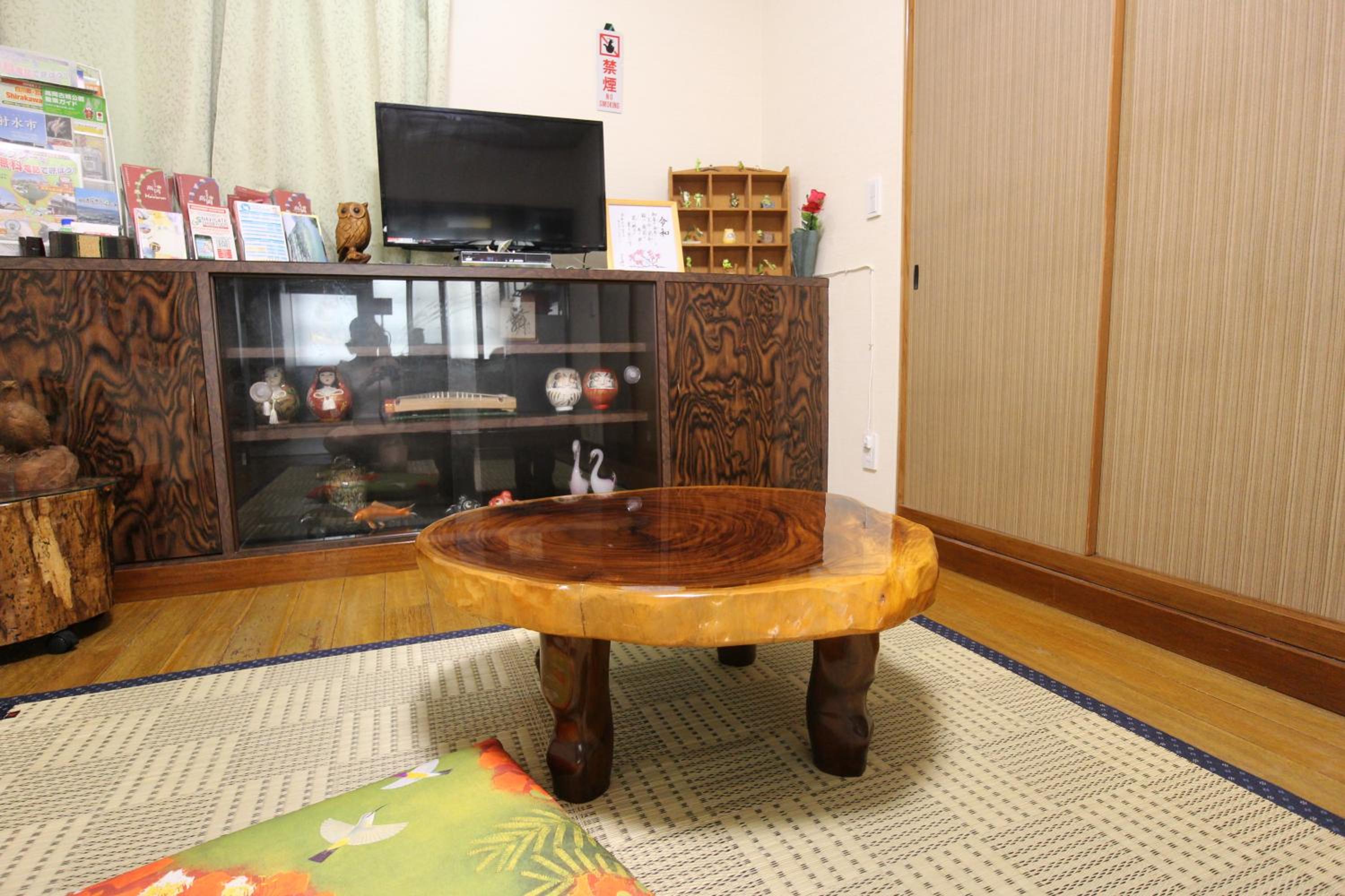 Three-Bedroom House - Photo 32