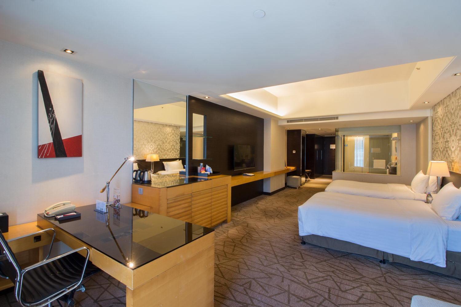 Deluxe Twin Room - Photo 2