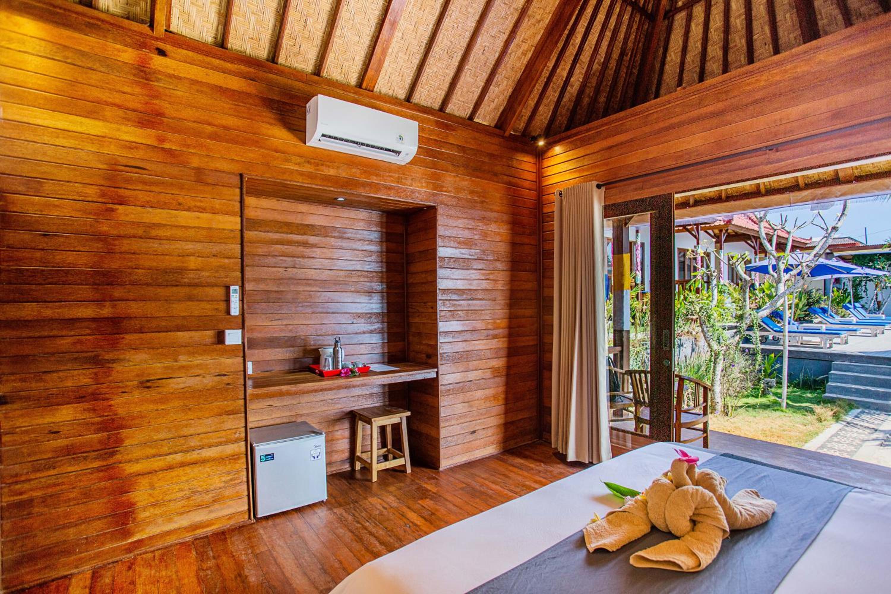 Deluxe Double Room with Balcony and Sea View - Photo 39