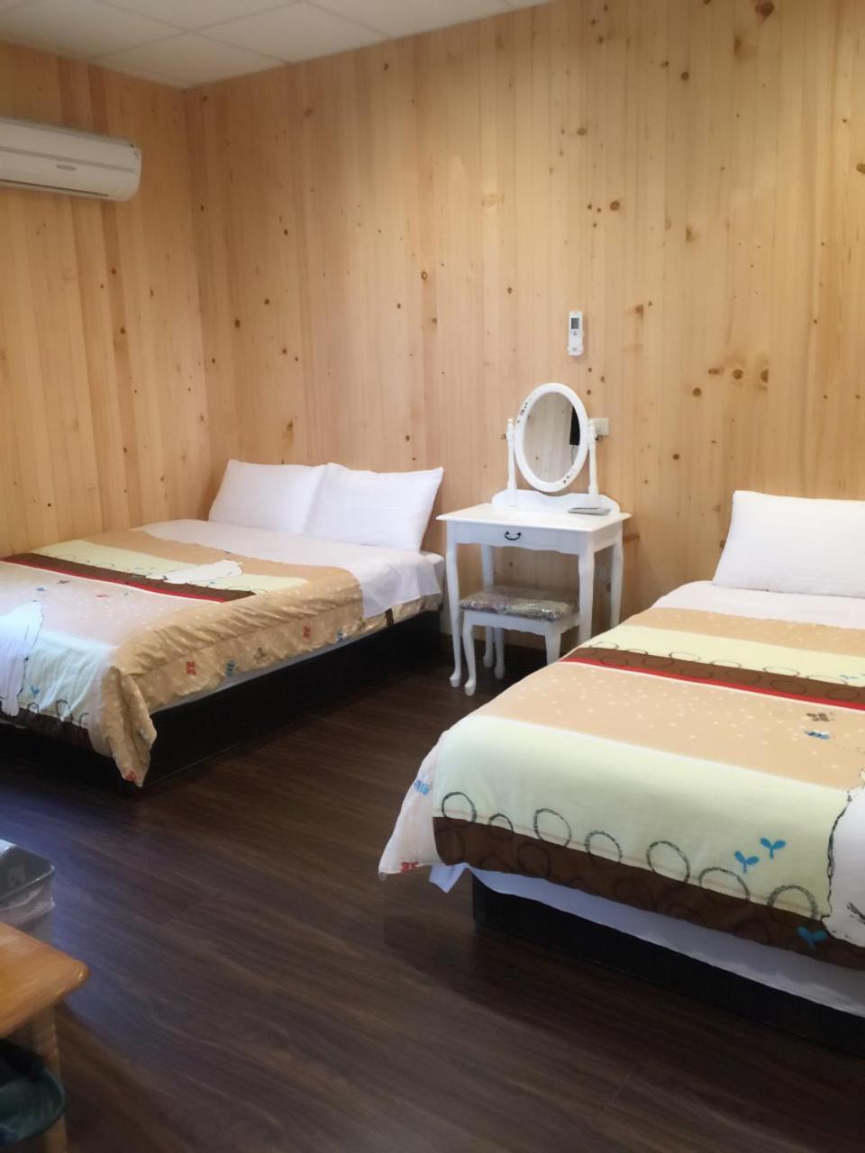 Standard Double Room photo 2