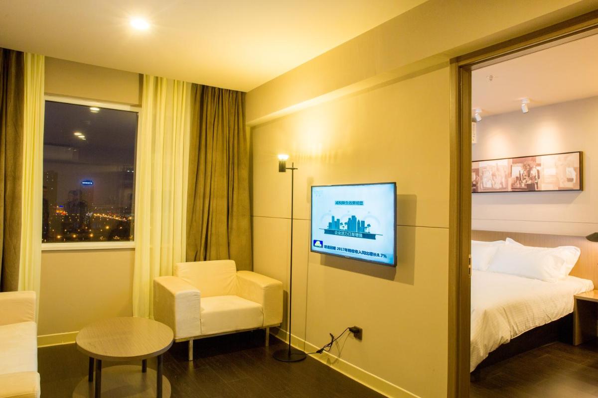 Business Suite photo 1