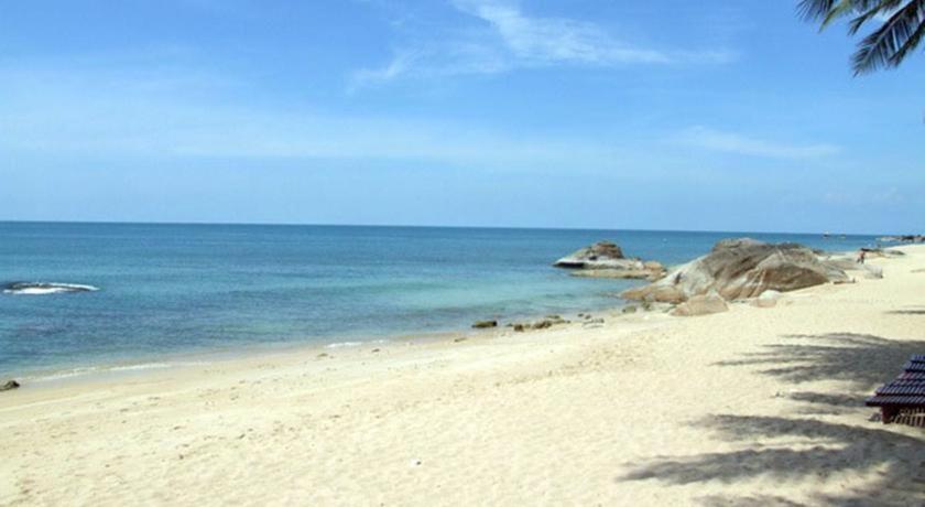 Deluxe Bungalow with Sea View - Photo 4