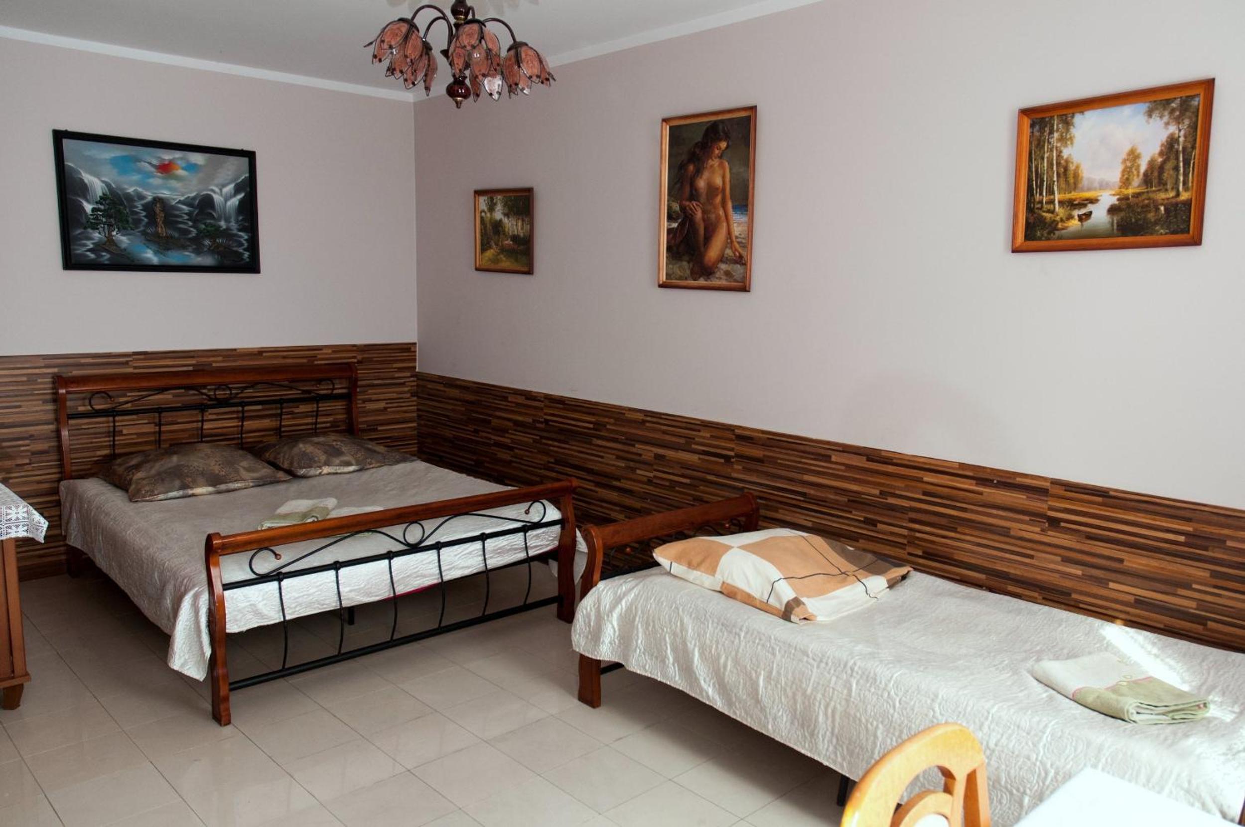 Triple Room with Bathroom photo 2