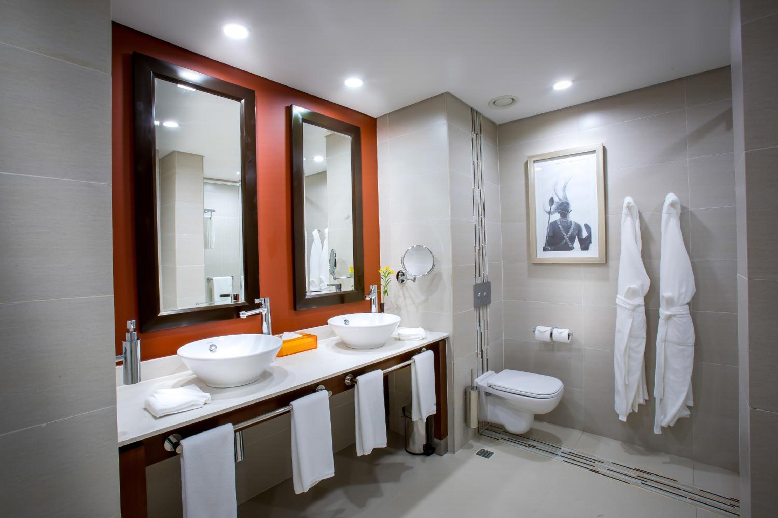 One-Bedroom Suite - Photo 28