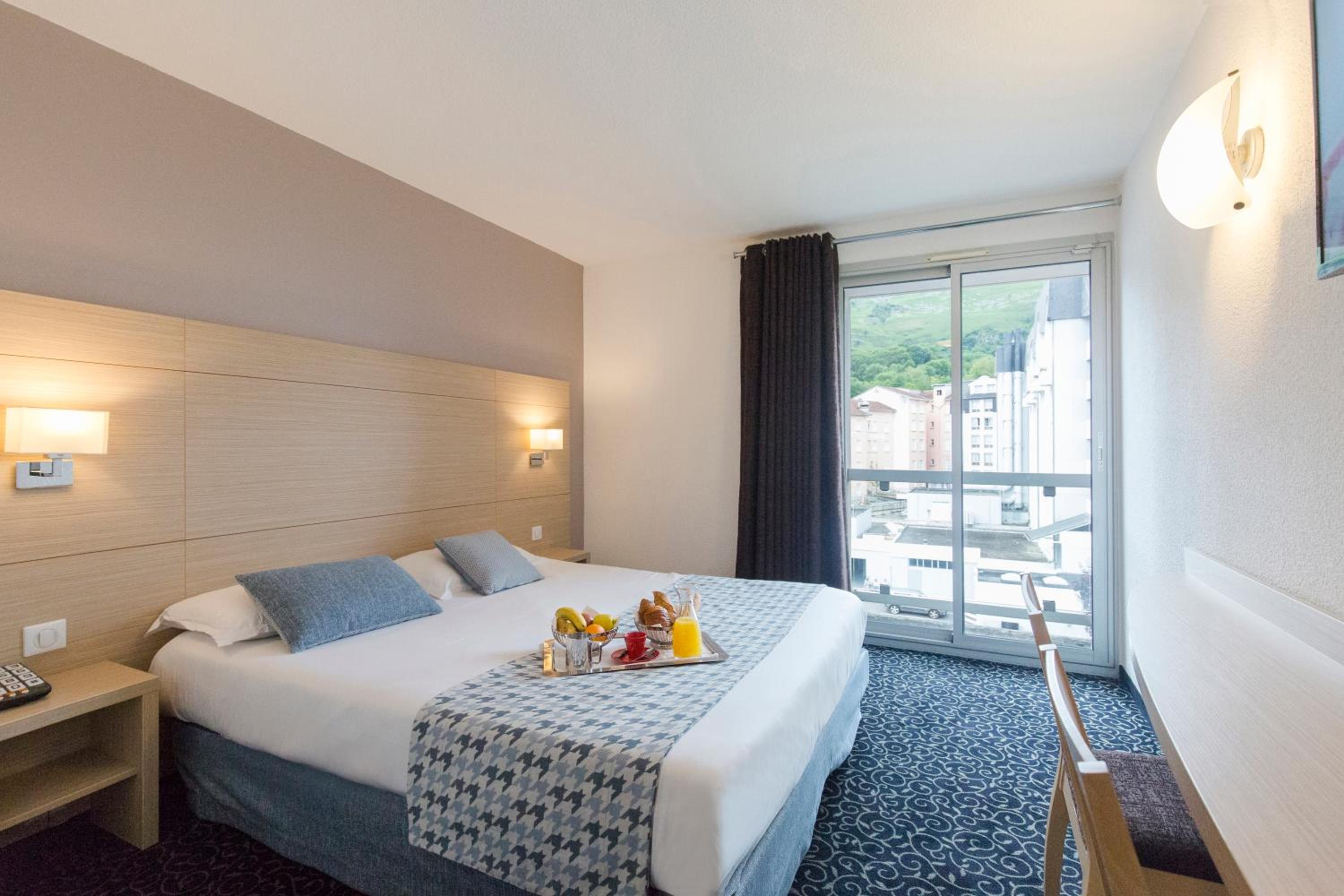 Double Room - Photo 5