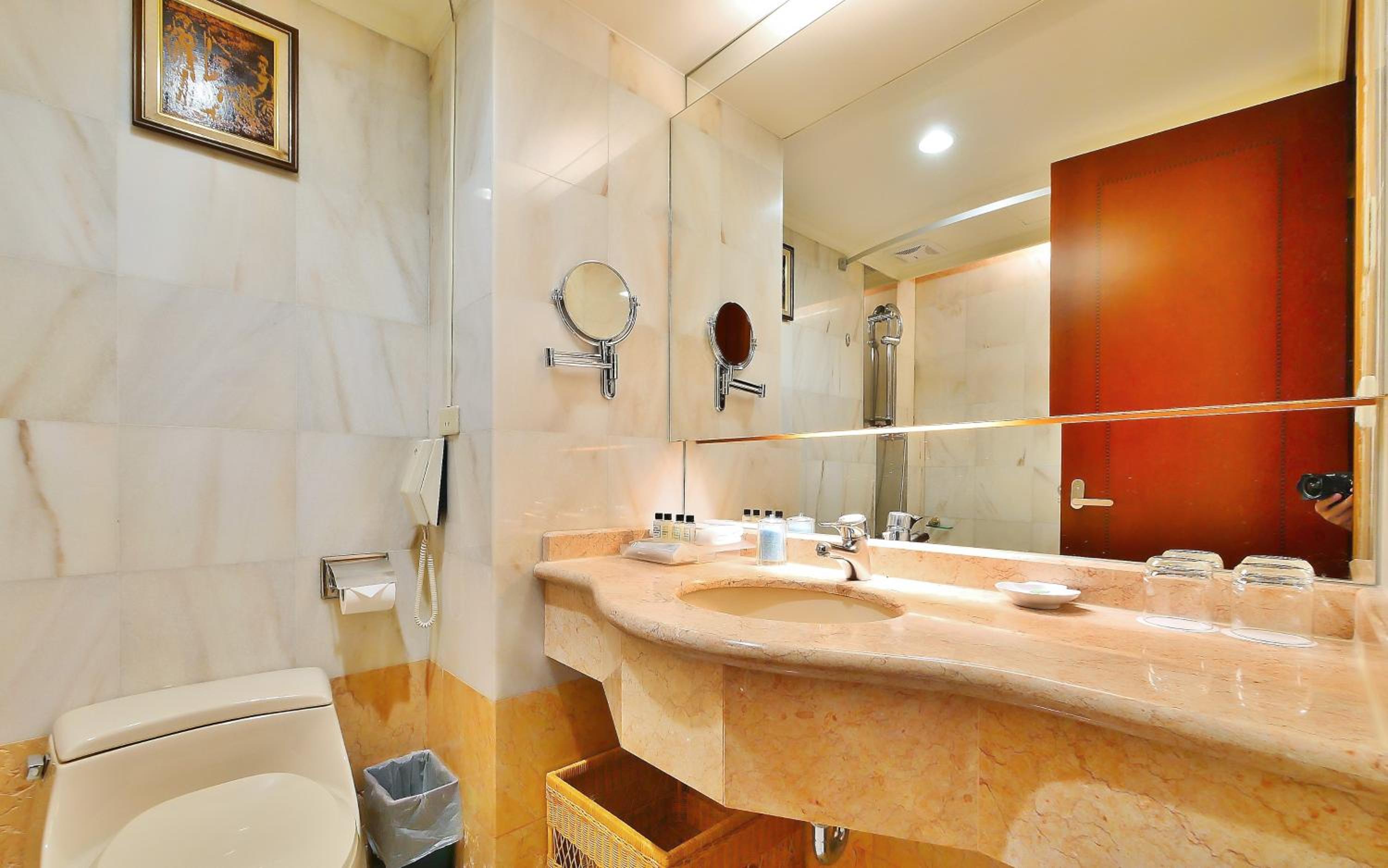 Deluxe Twin Room - Photo 4