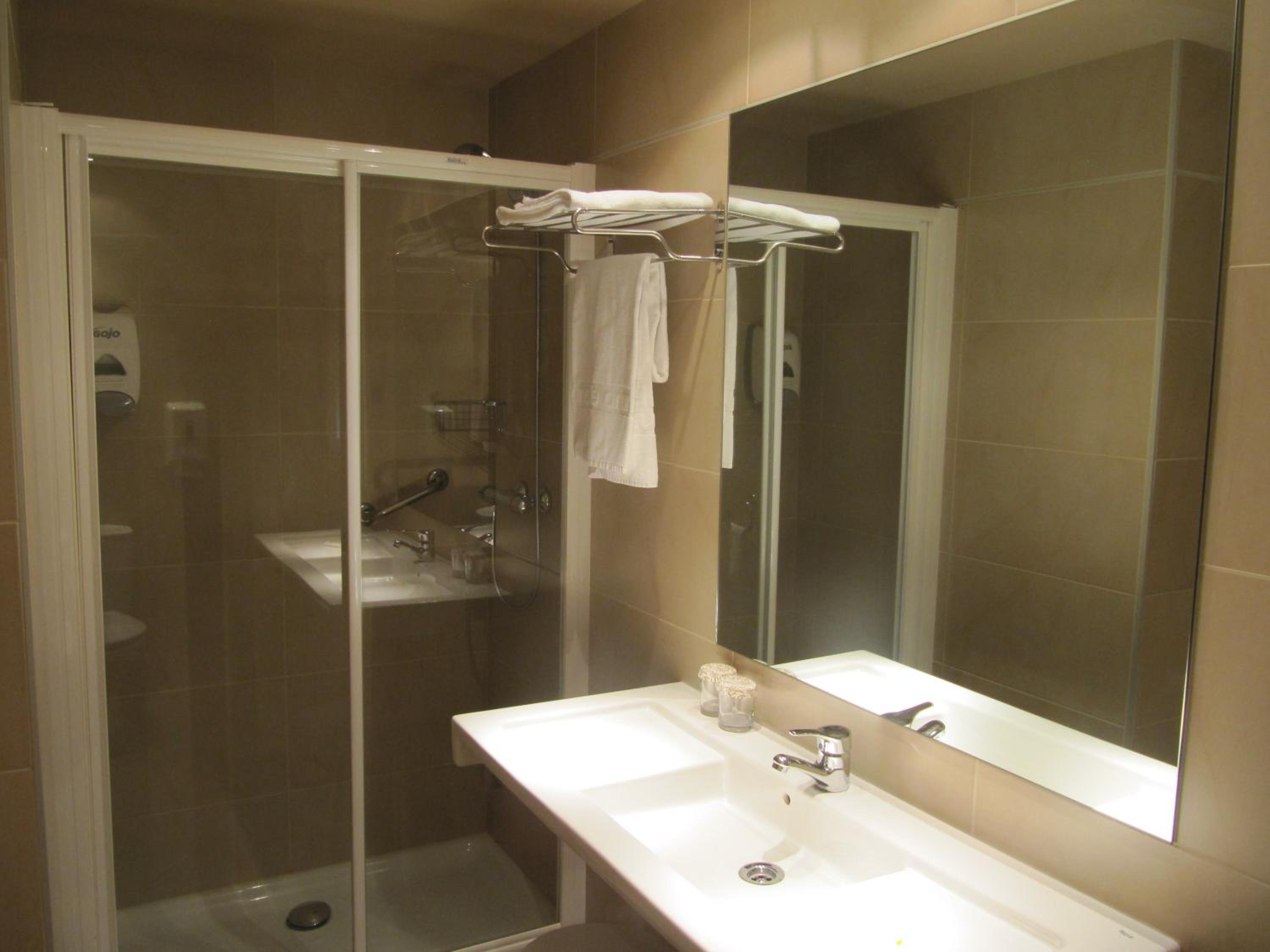 Large Single Room photo 3