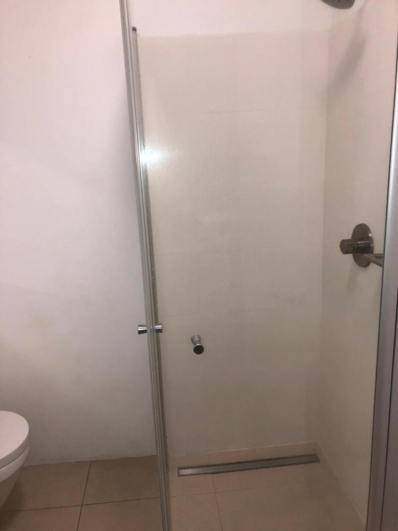 Single Room with Shared Bathroom photo 2