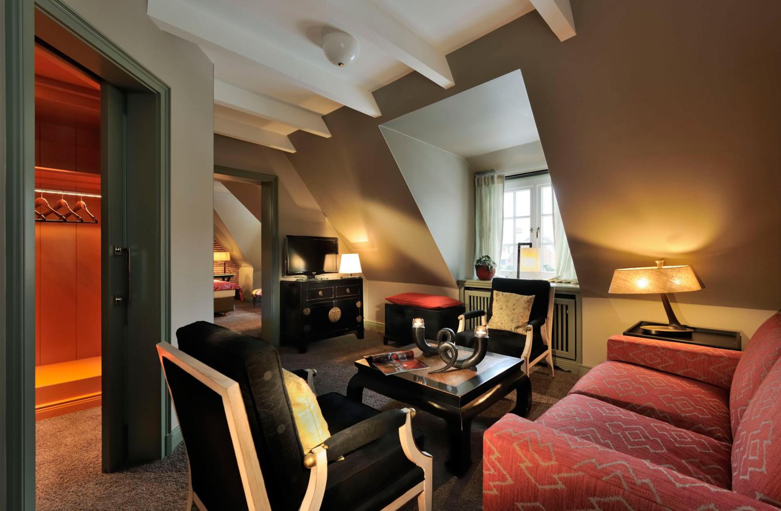 Suite with Garden View