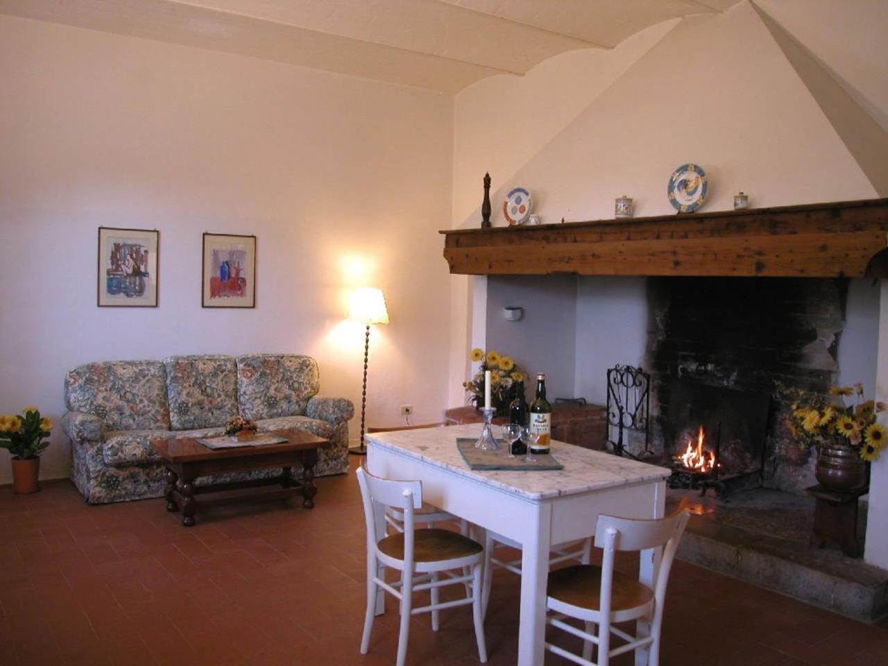 One-Bedroom House photo 3