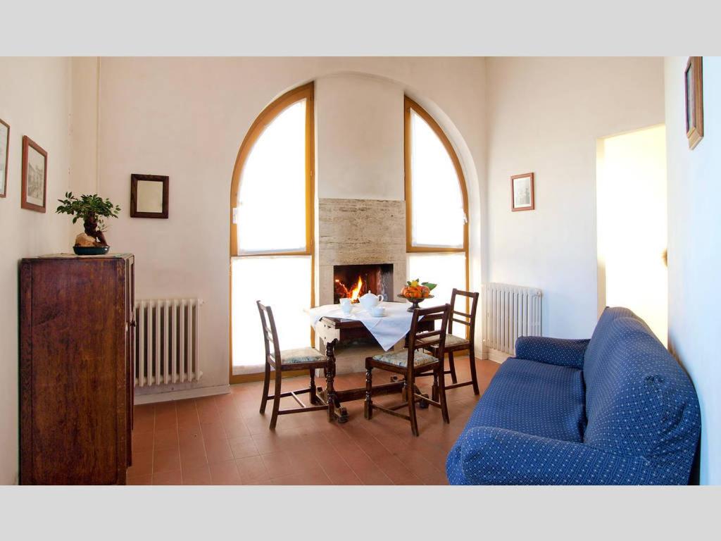 Two-Bedroom House photo 2
