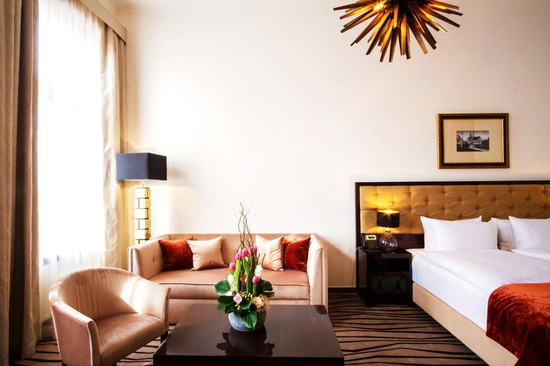 Deluxe Double Room with extra bed (2+2)  - Photo 15