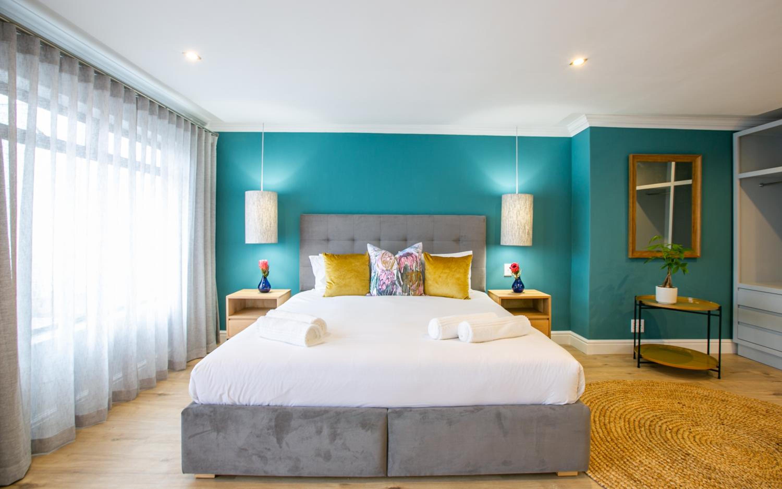 Deluxe King Room photo 2