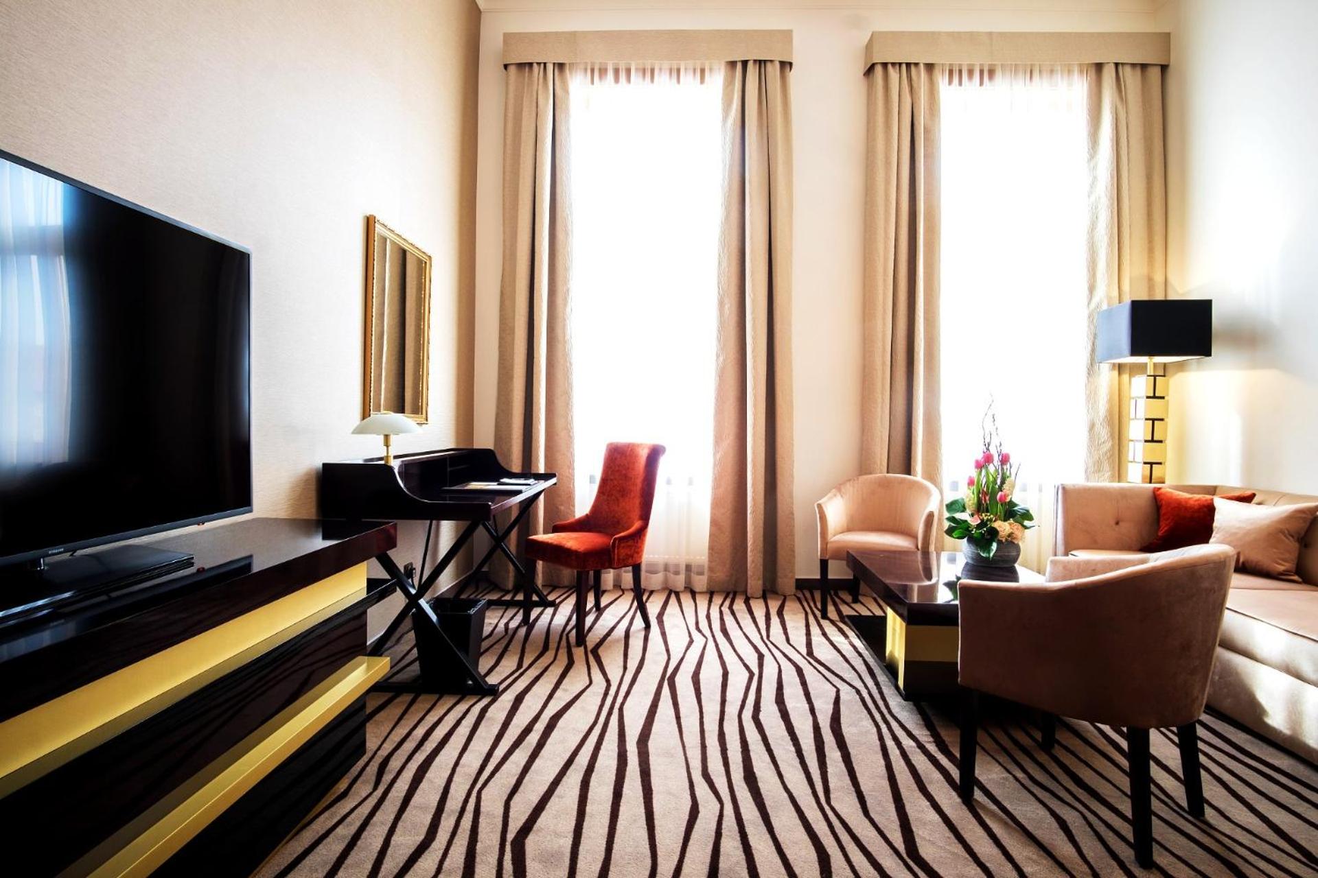 Deluxe Double Room with extra bed (2+2)  - Photo 14