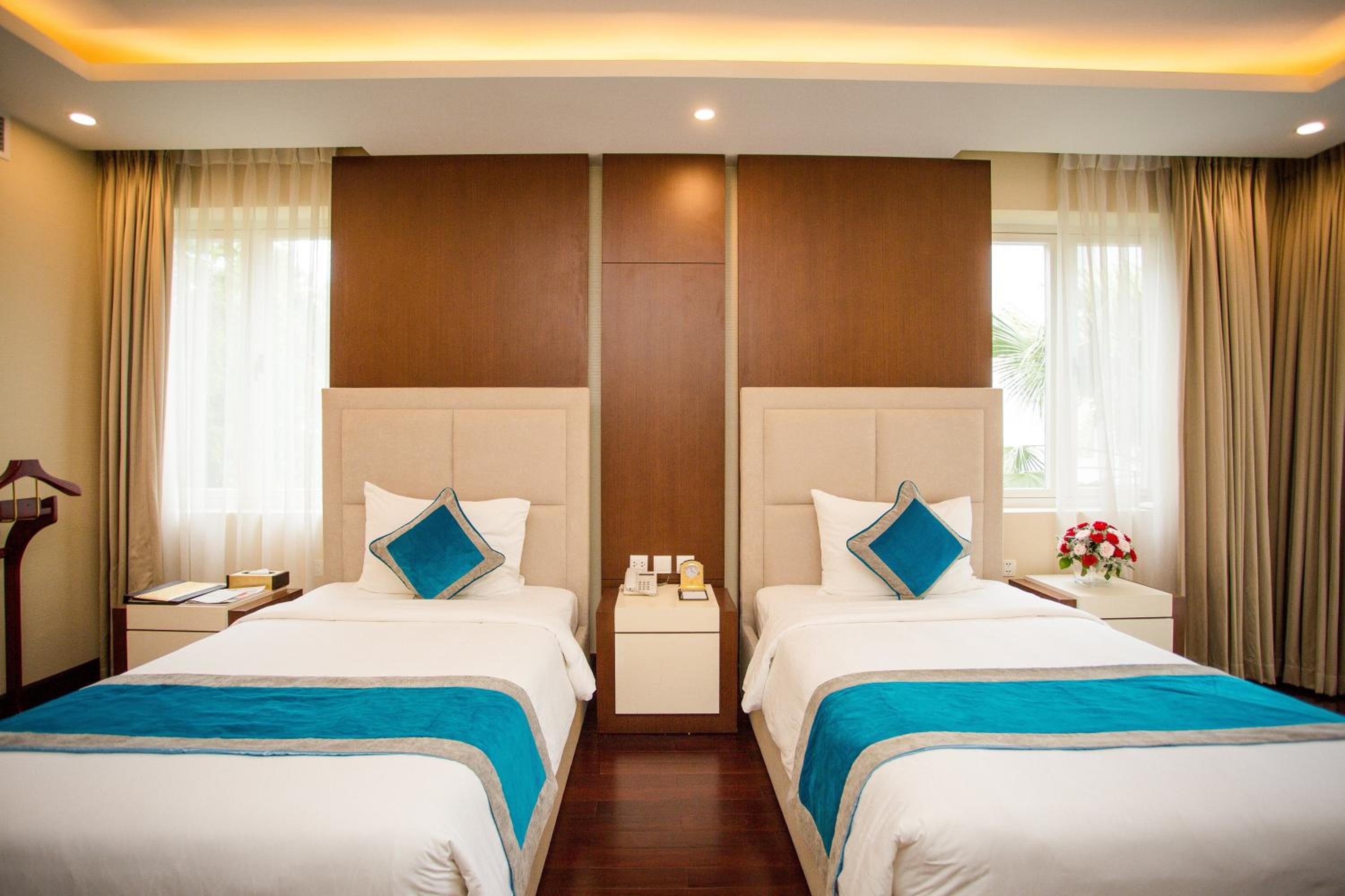 Bungalow Twin Room photo 1