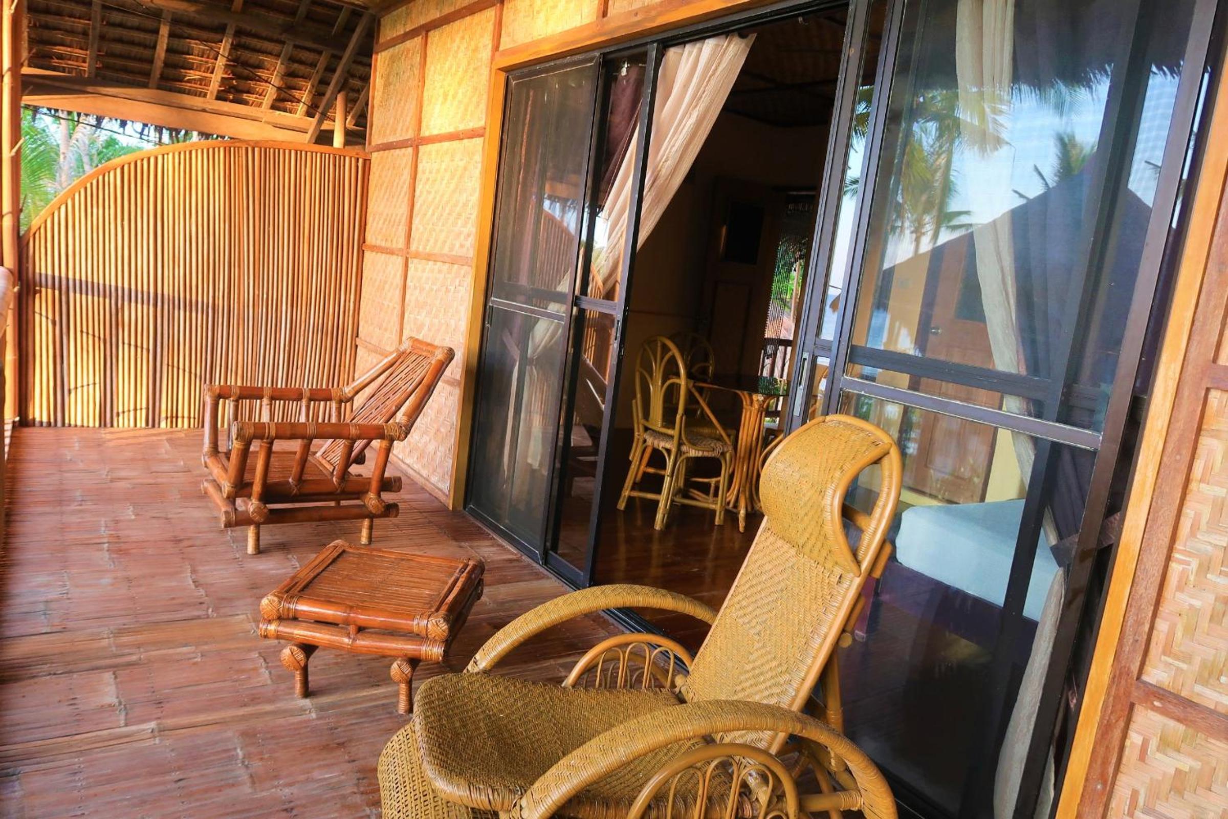 Double or Twin Room with Balcony - Photo 5