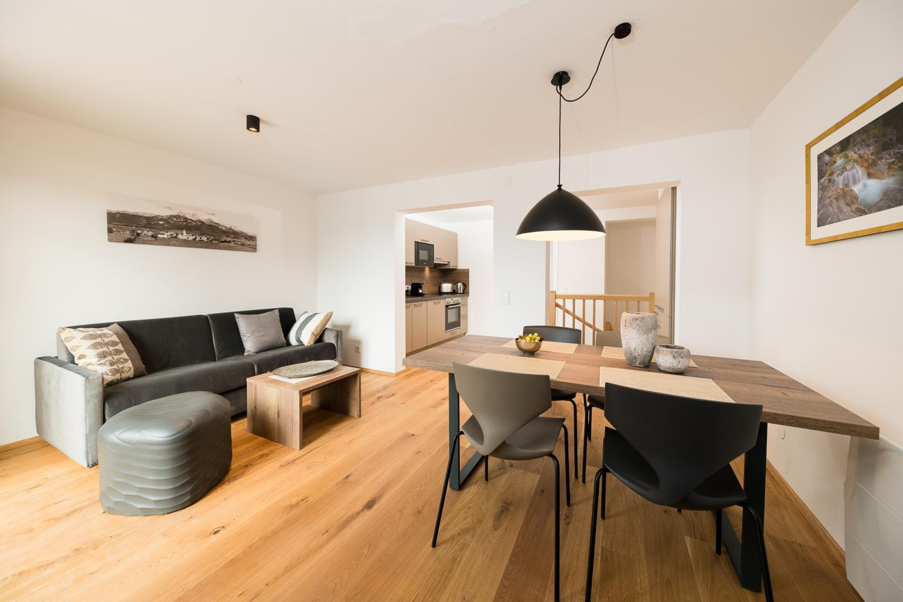Apartment - Split Level photo 1