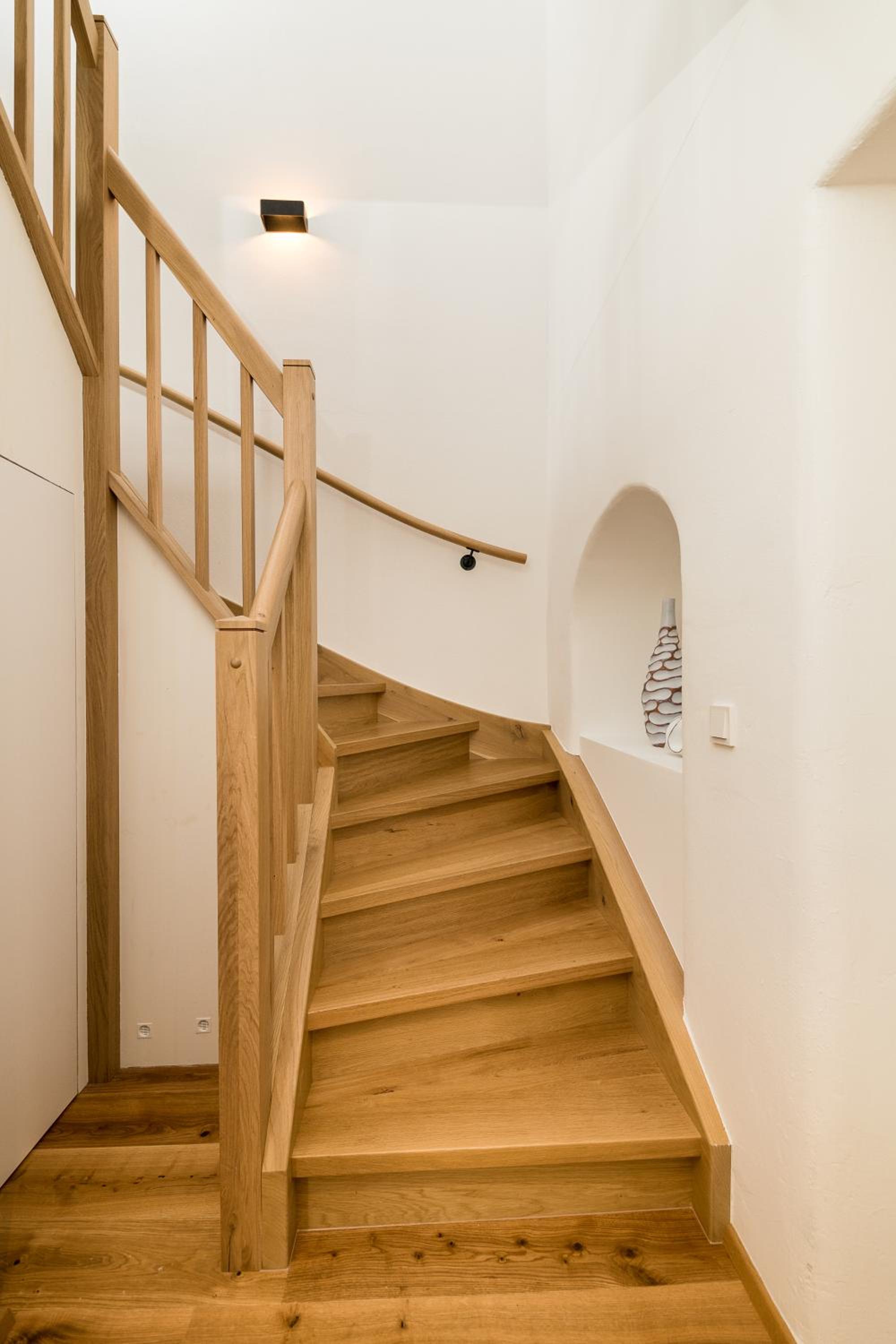 Apartment - Split Level photo 2