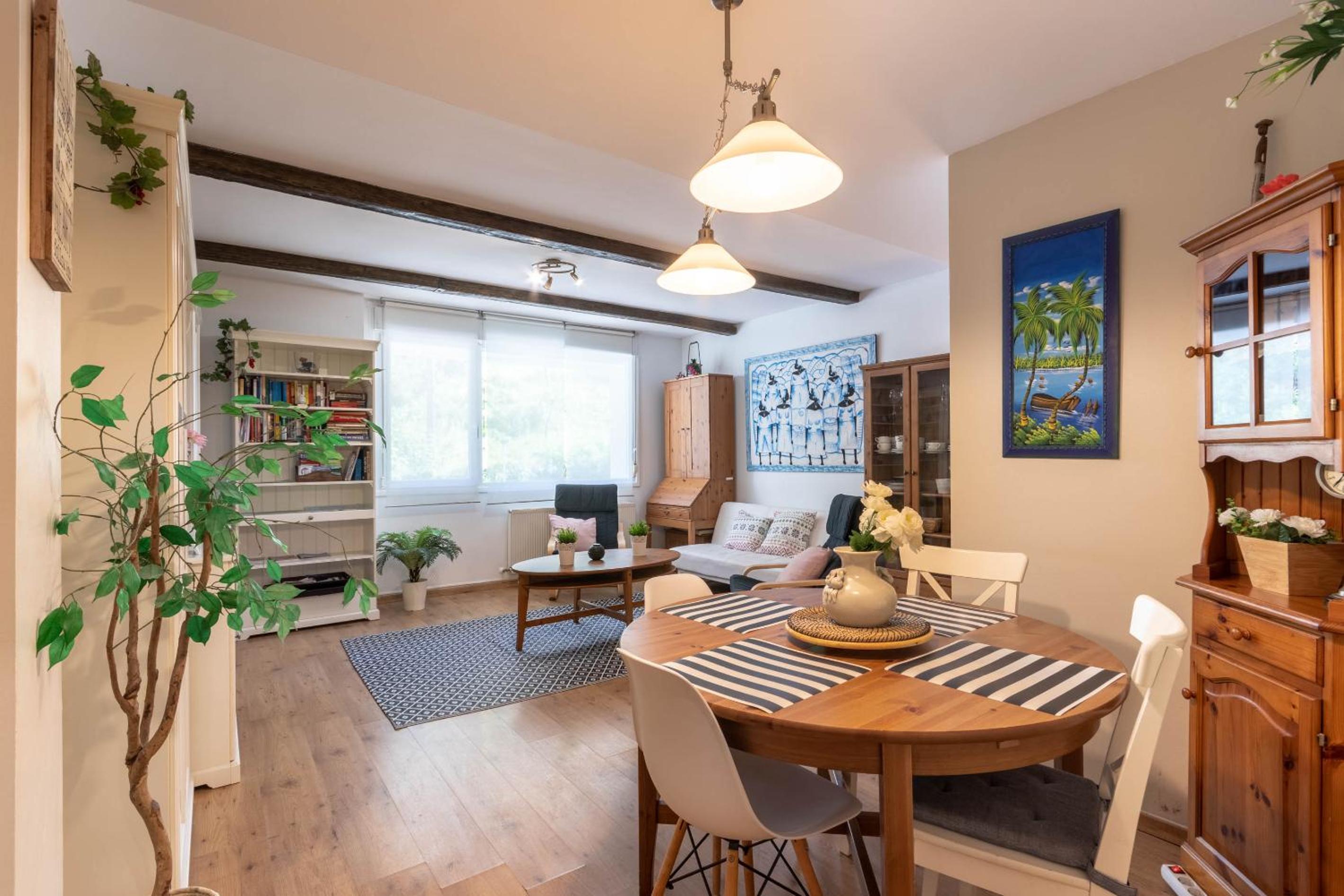 Apartment with Terrace - Photo 107