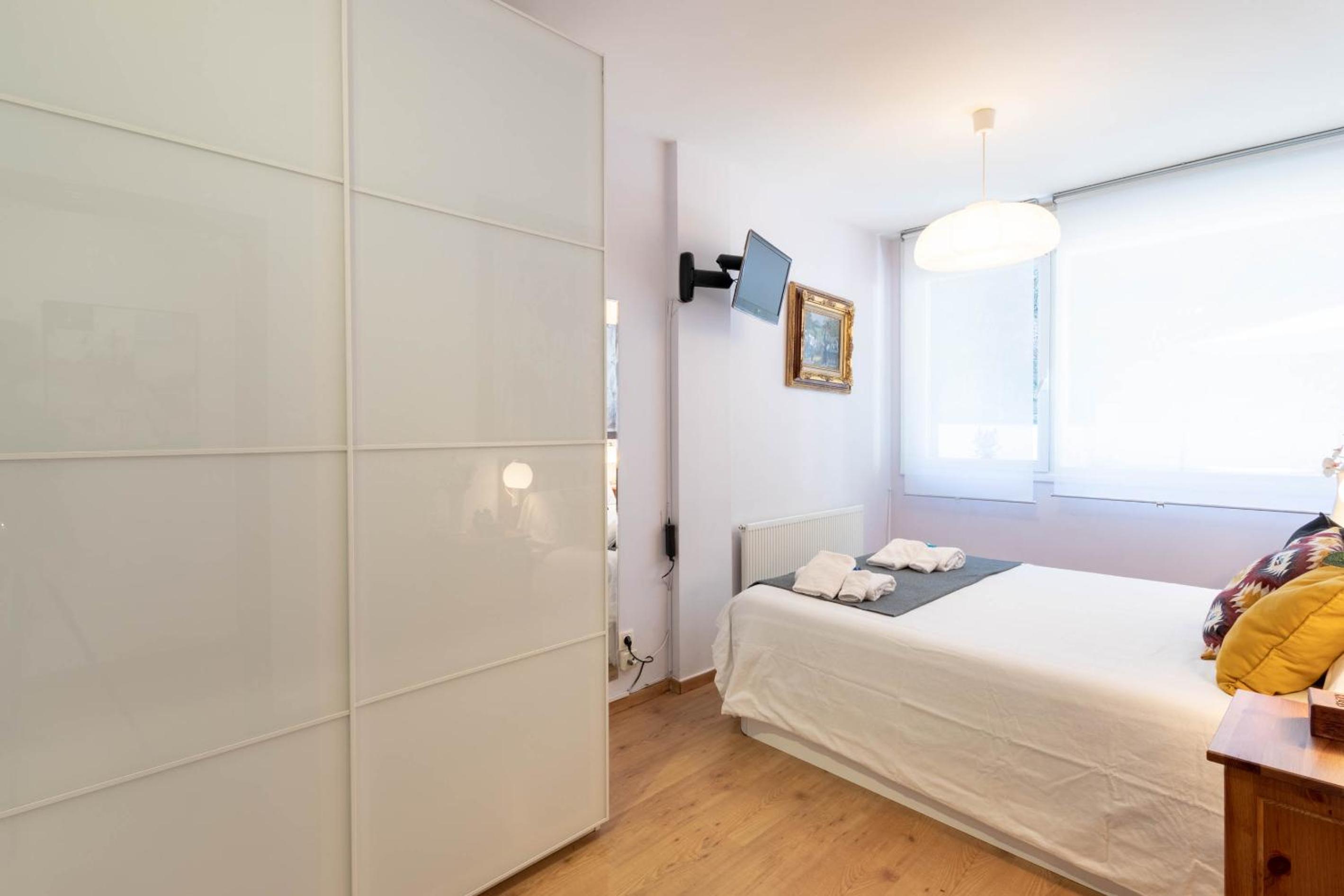 Apartment with Terrace - Photo 81