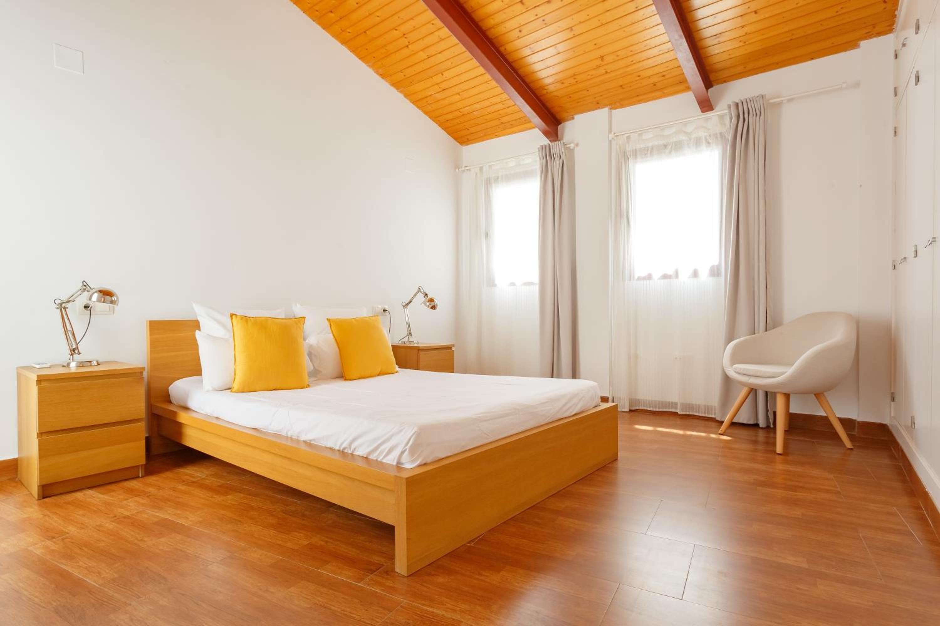 Three-Bedroom Duplex photo 2