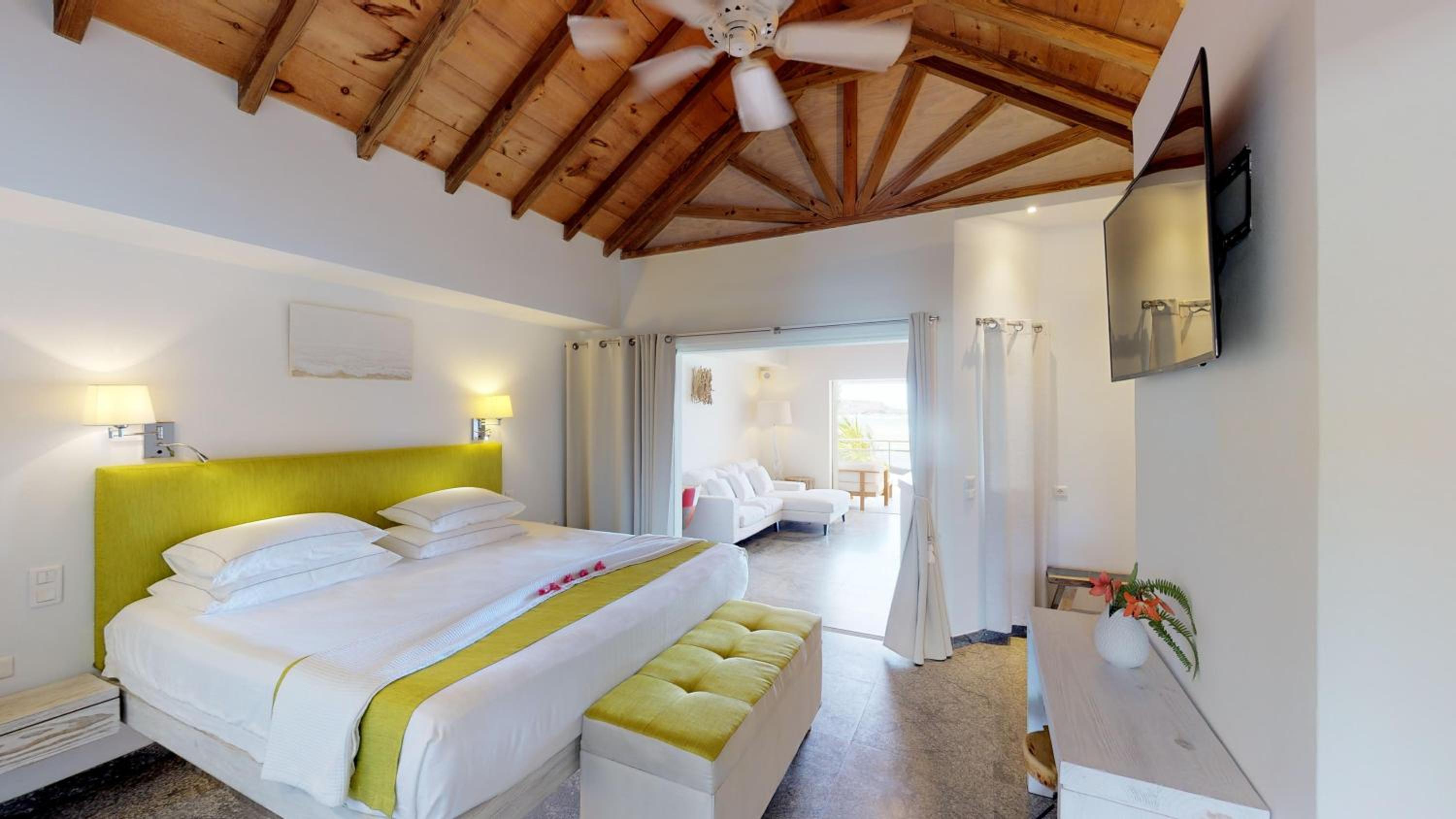 King Suite with Sea View photo 1
