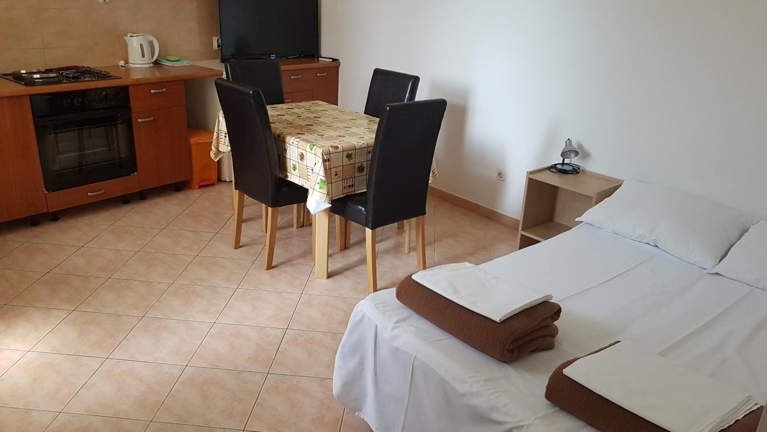 Apartment - Photo 11