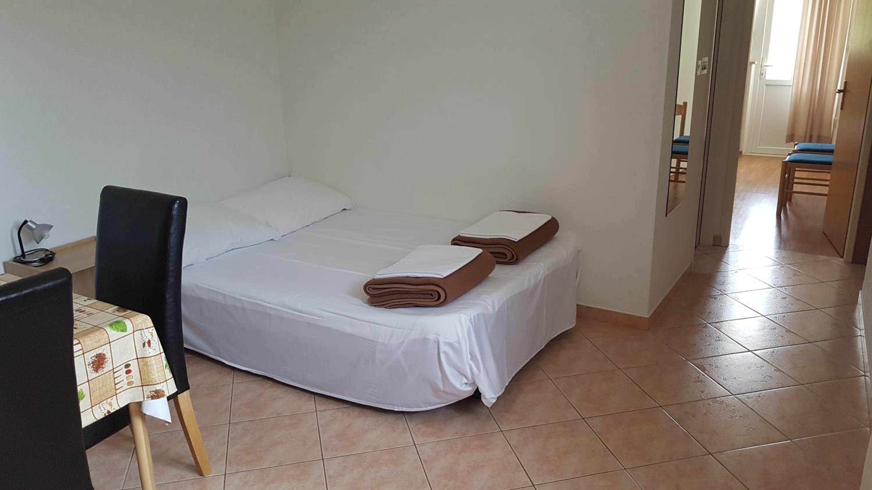Apartment - Photo 3