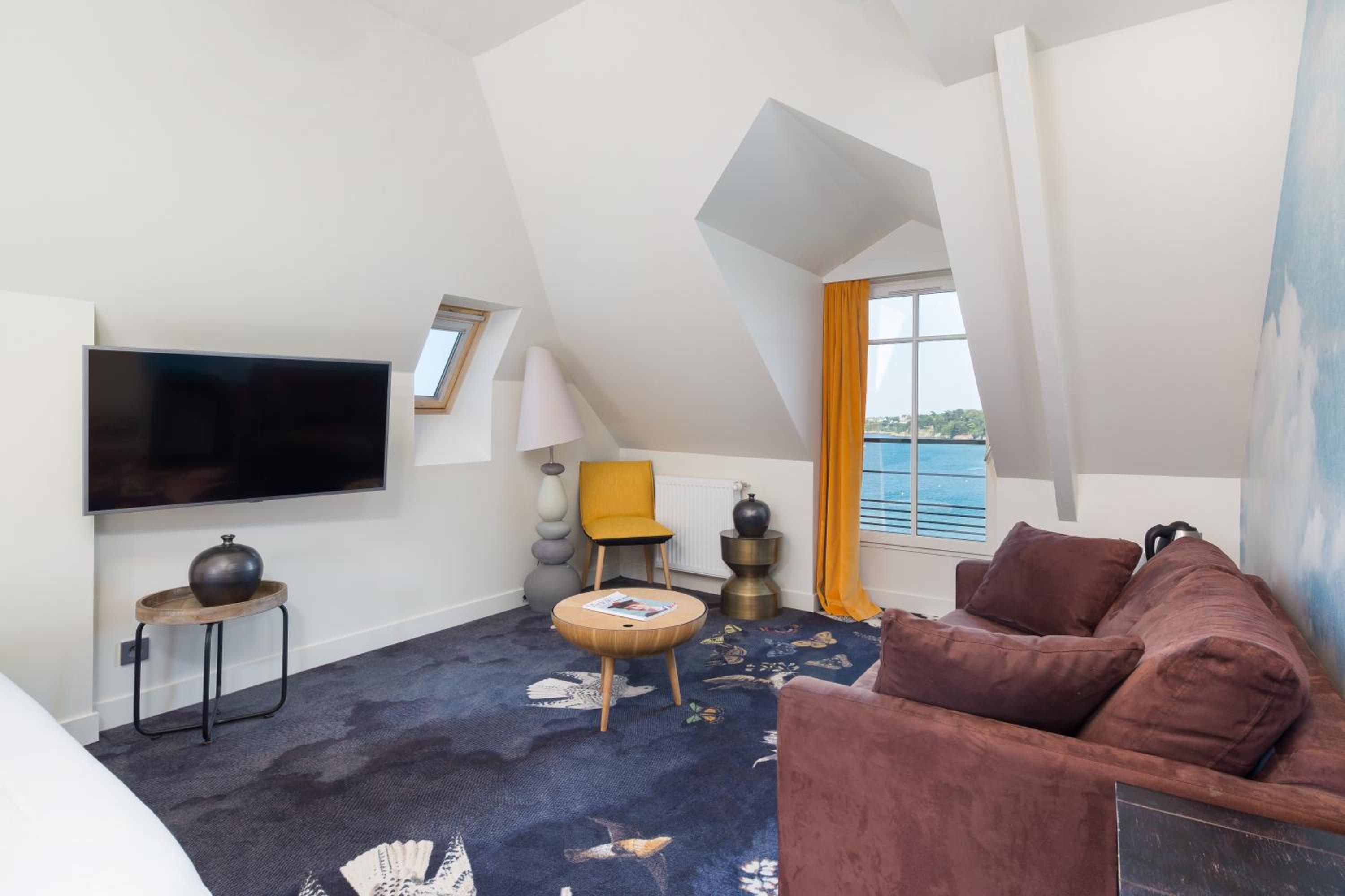 Double Room with Sitting Area