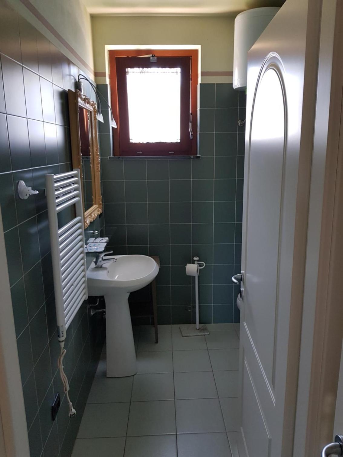 One-Bedroom Apartment (4 Adults) photo 2
