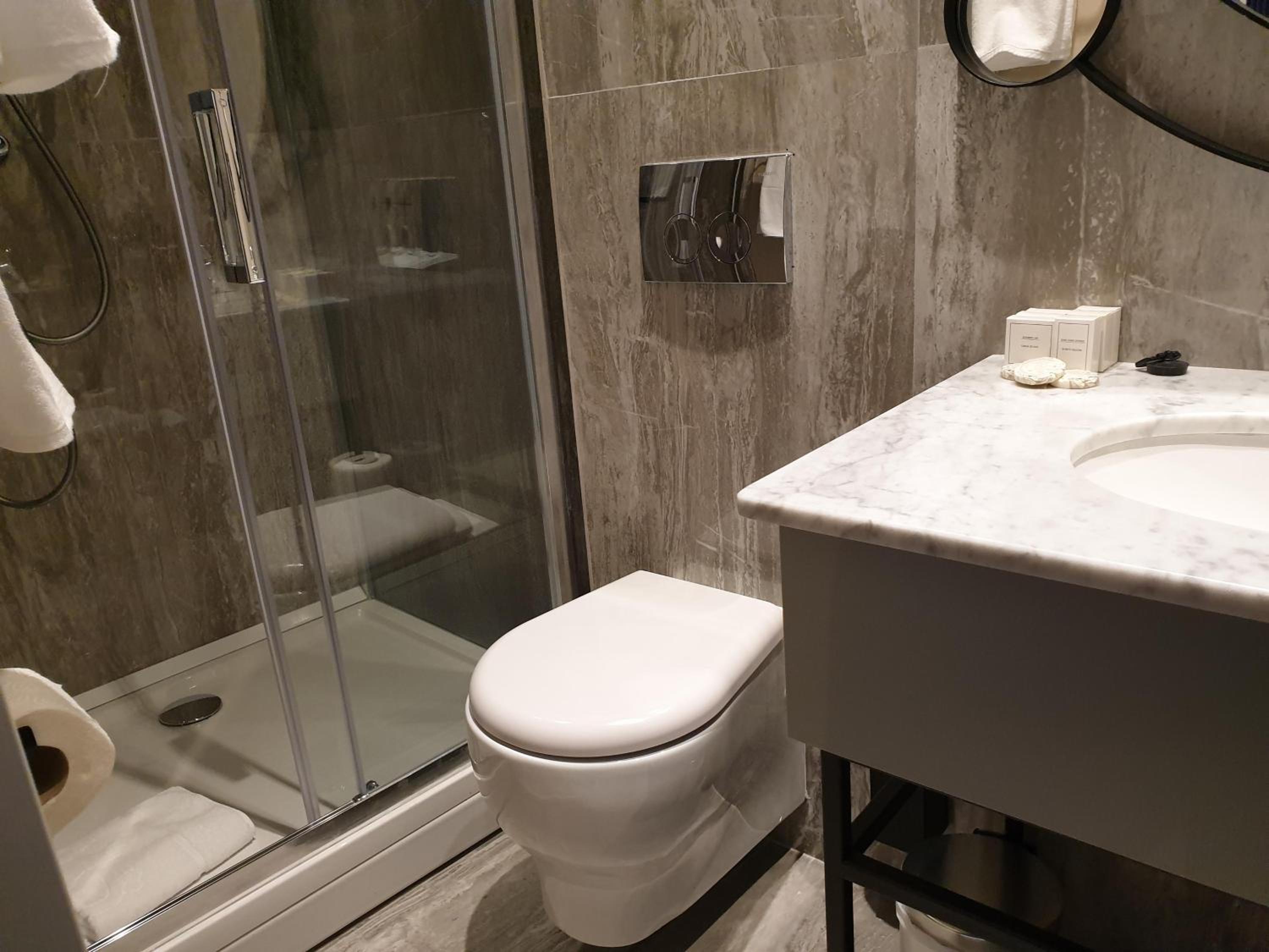 Standard Triple Room - Photo 3