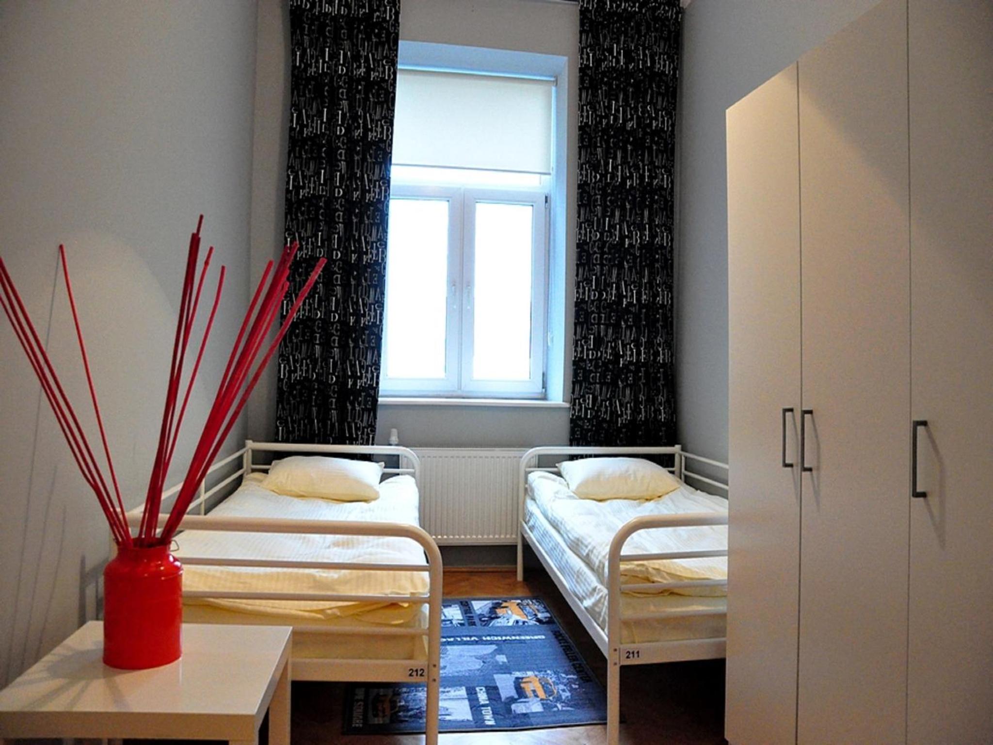 Twin Room with Shared Bathroom photo 3