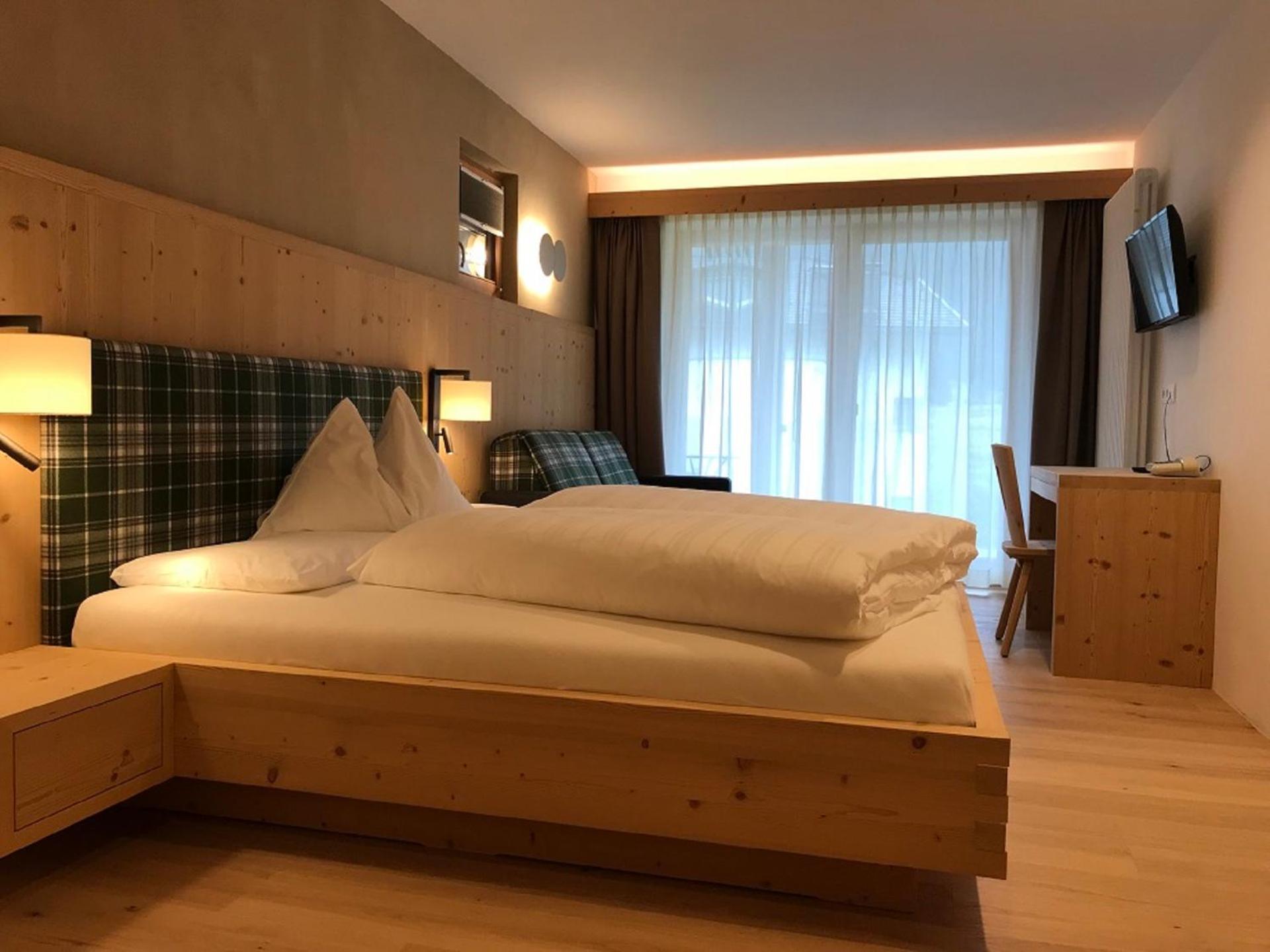 Superior Double Room with Mountain View