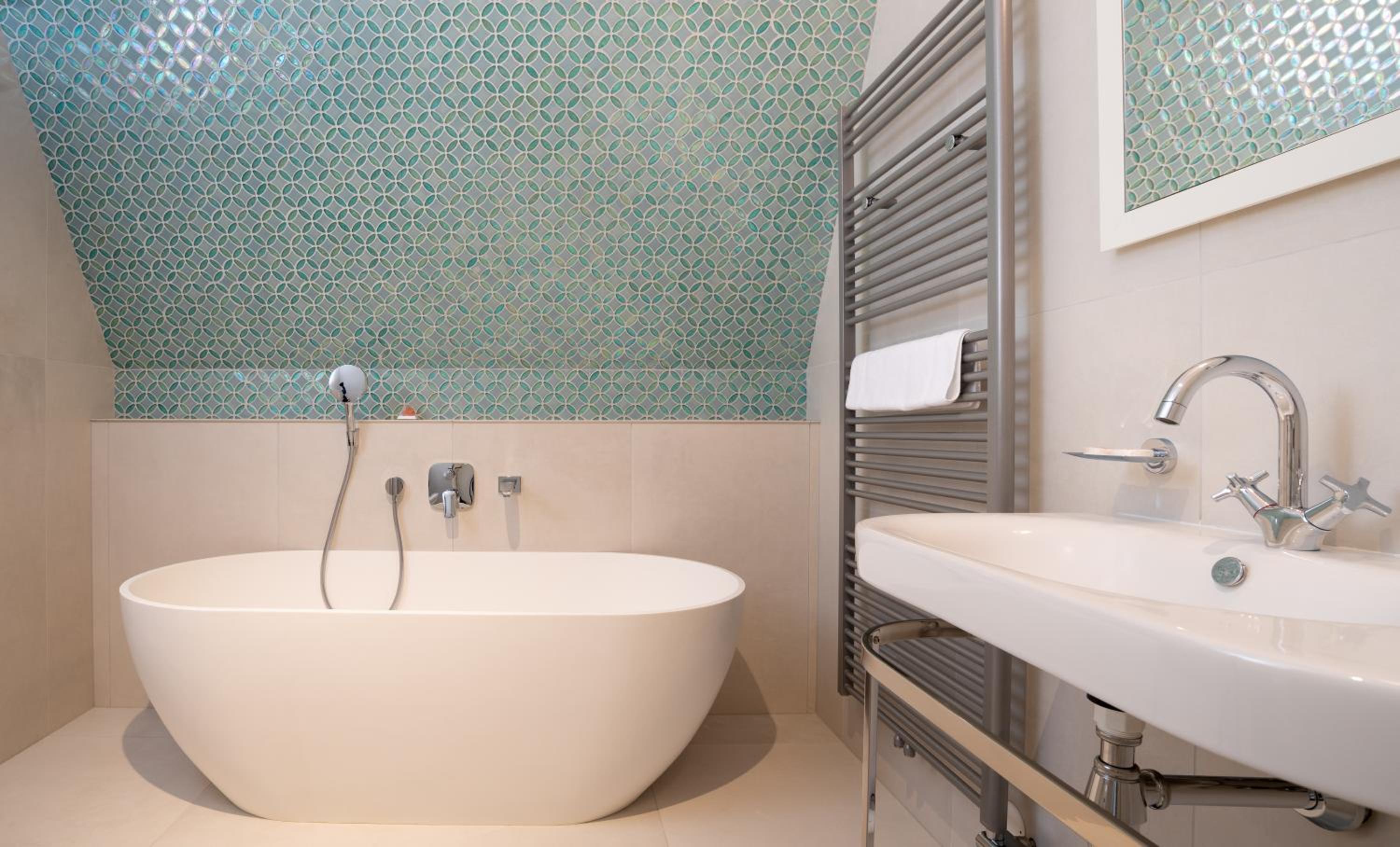 Double Room - Photo 7