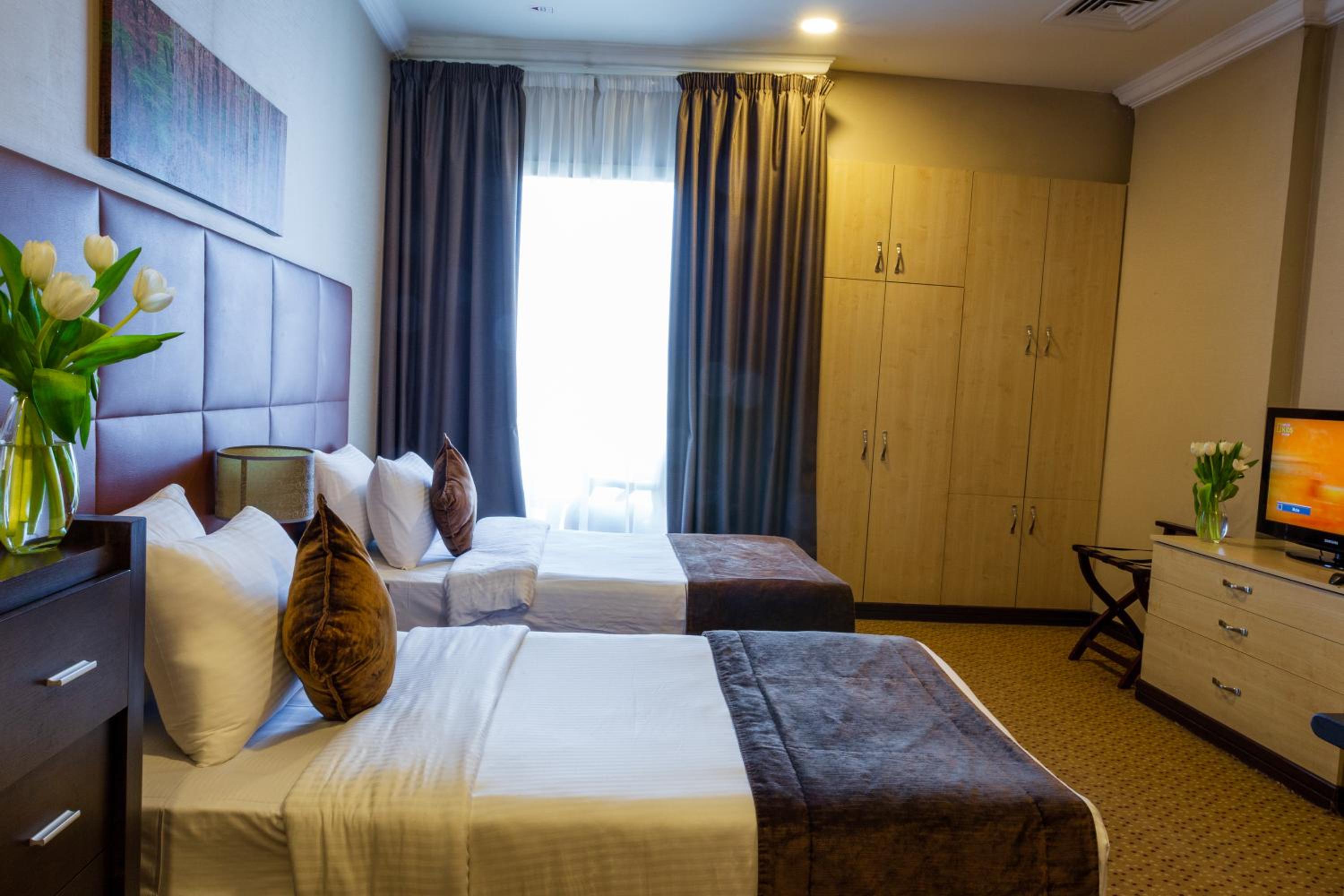 Deluxe Twin Room - Photo 2
