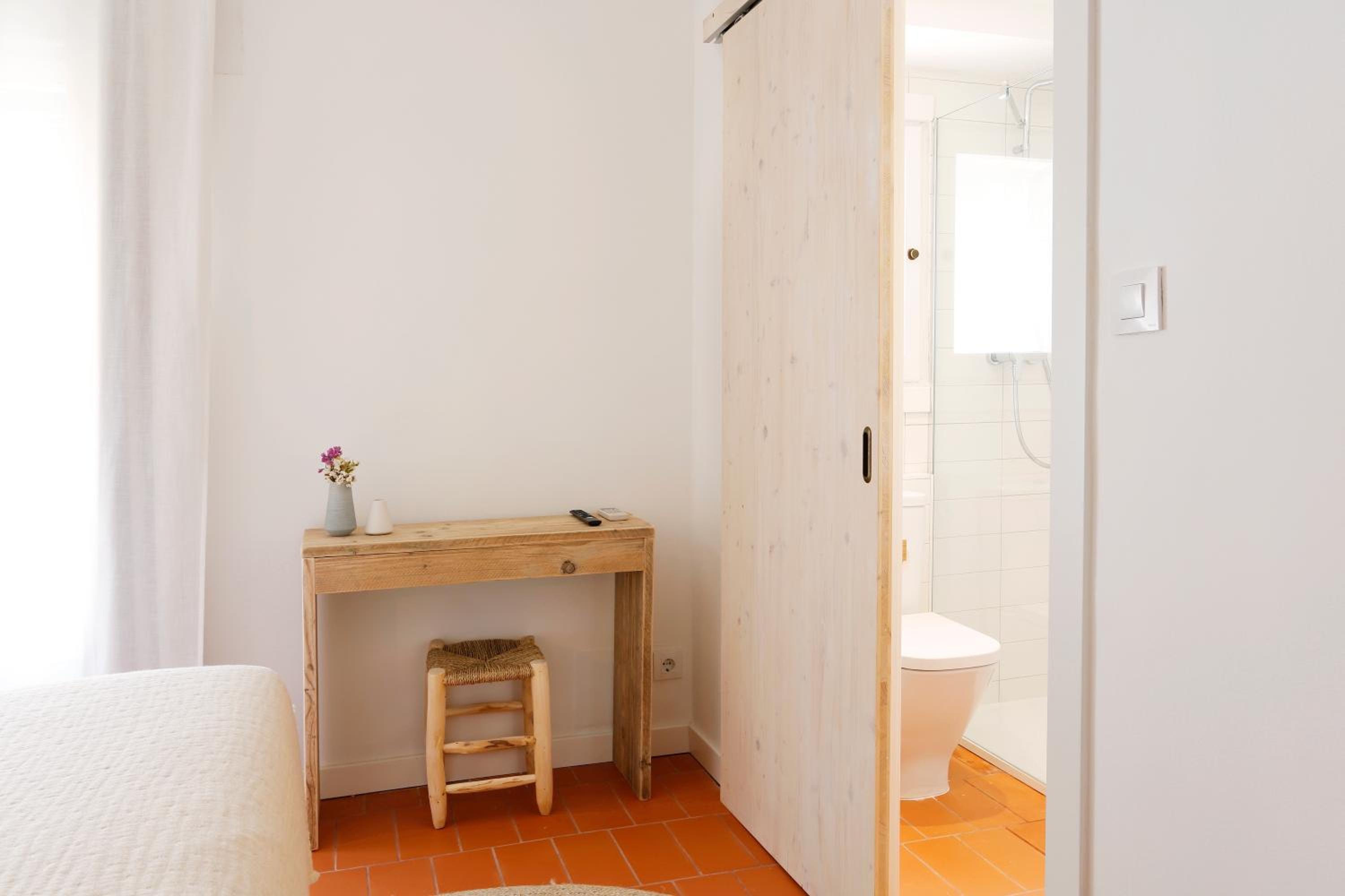 Double Room - Photo 3