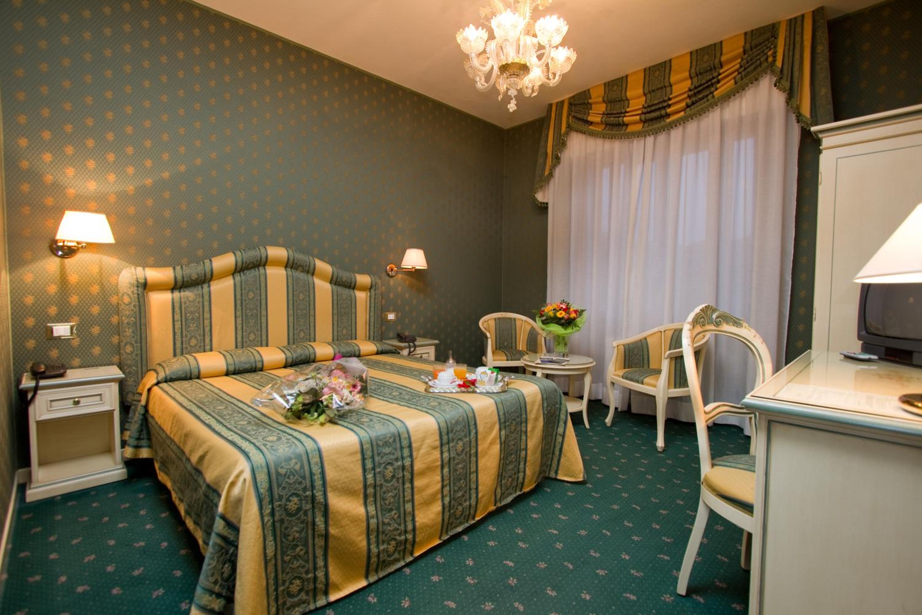 Comfort Double Room - Photo 9