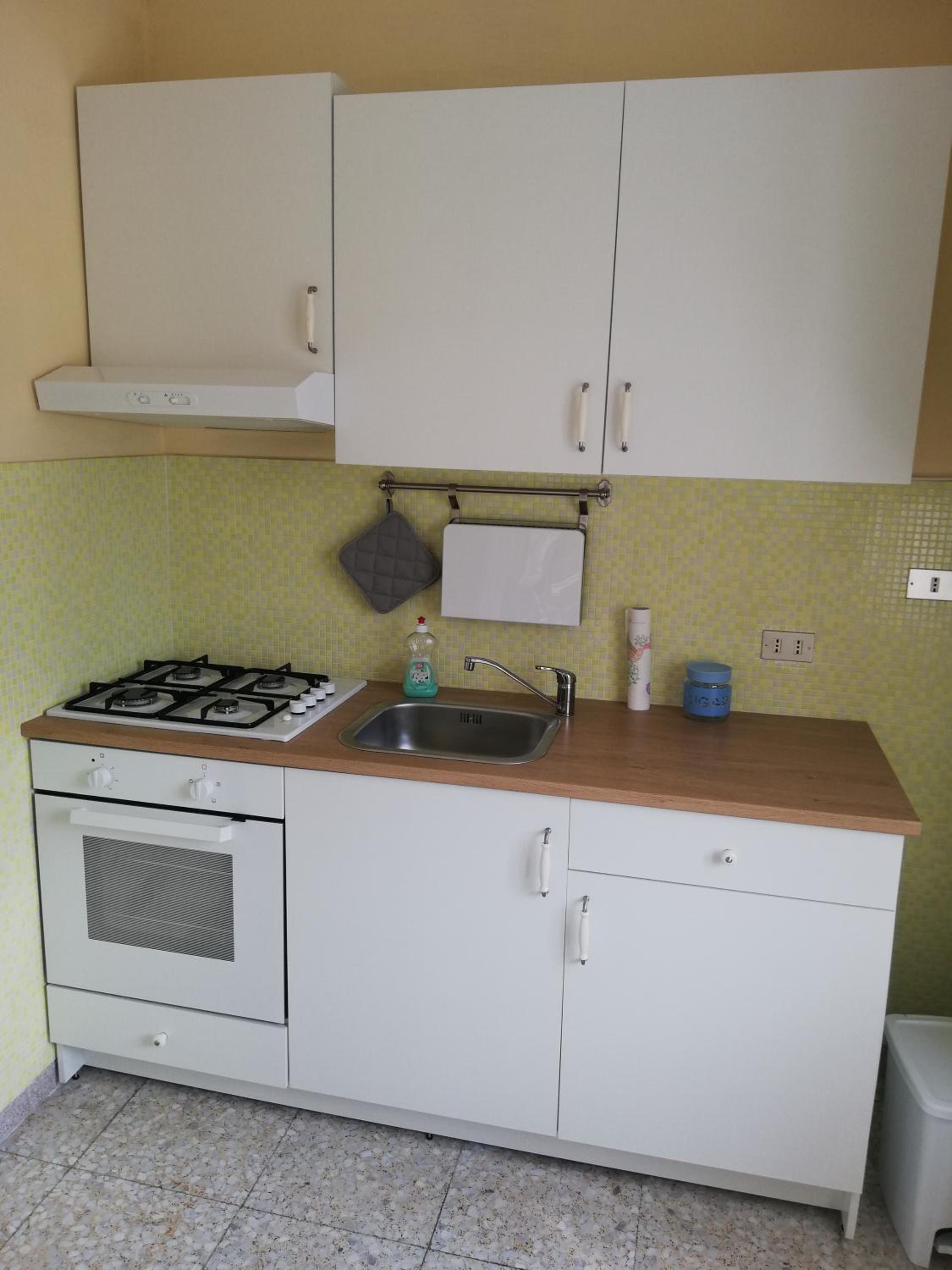 Two-Bedroom Apartment - Photo 5