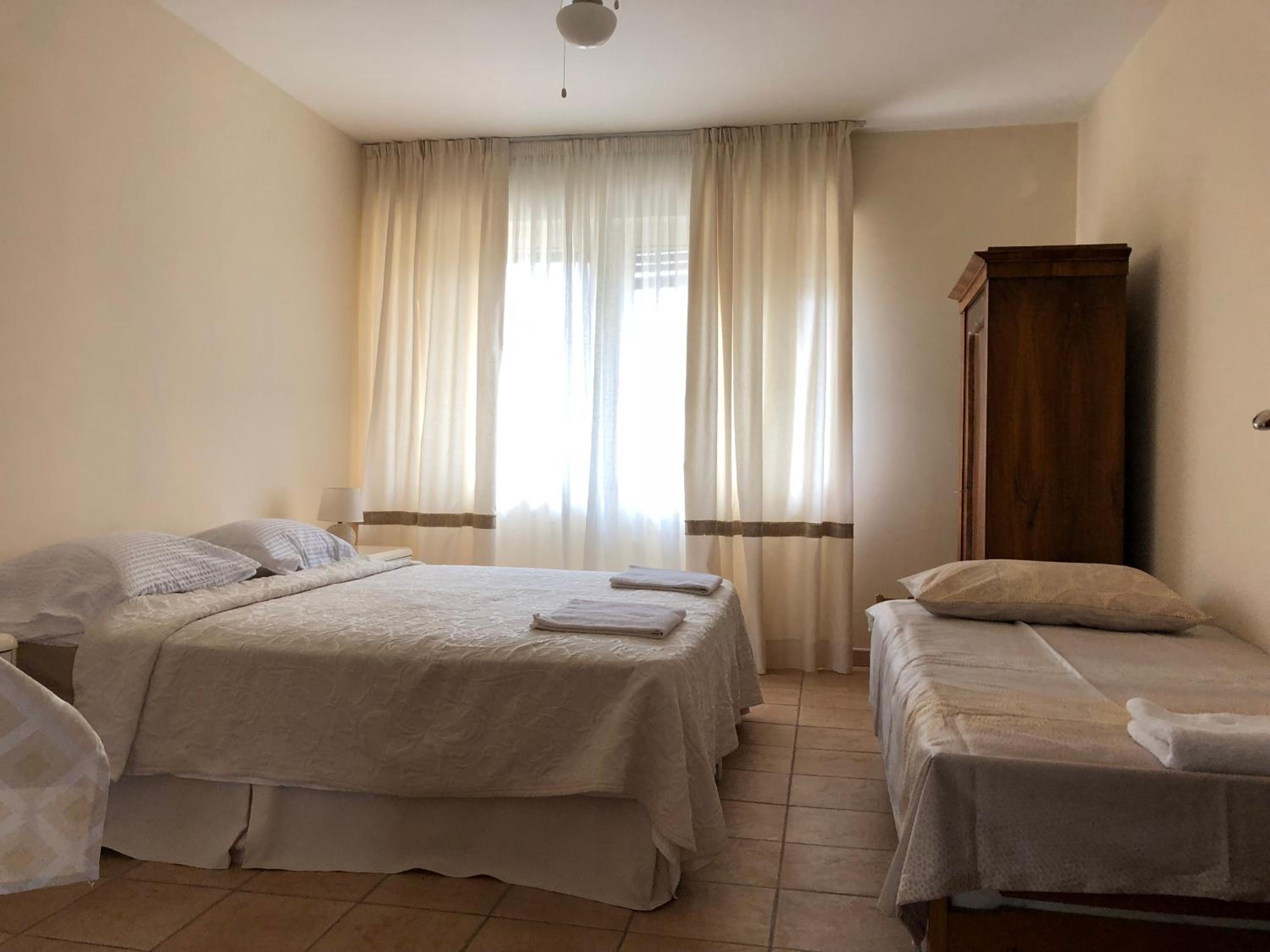 Apartment - Photo 11